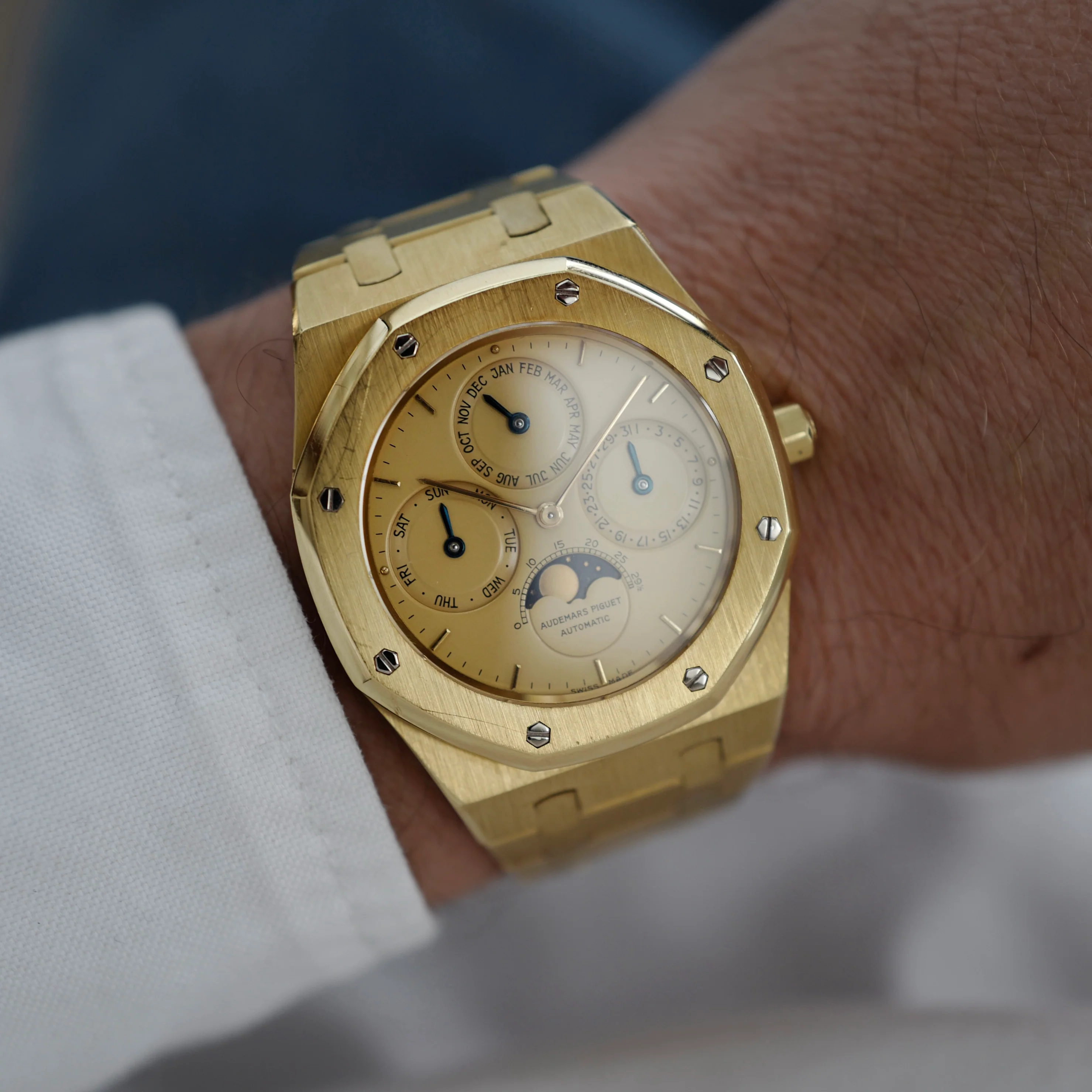 Audemars Piguet Yellow Gold Royal Oak Quantieme Perpetual Ref. 25654 - Image 4