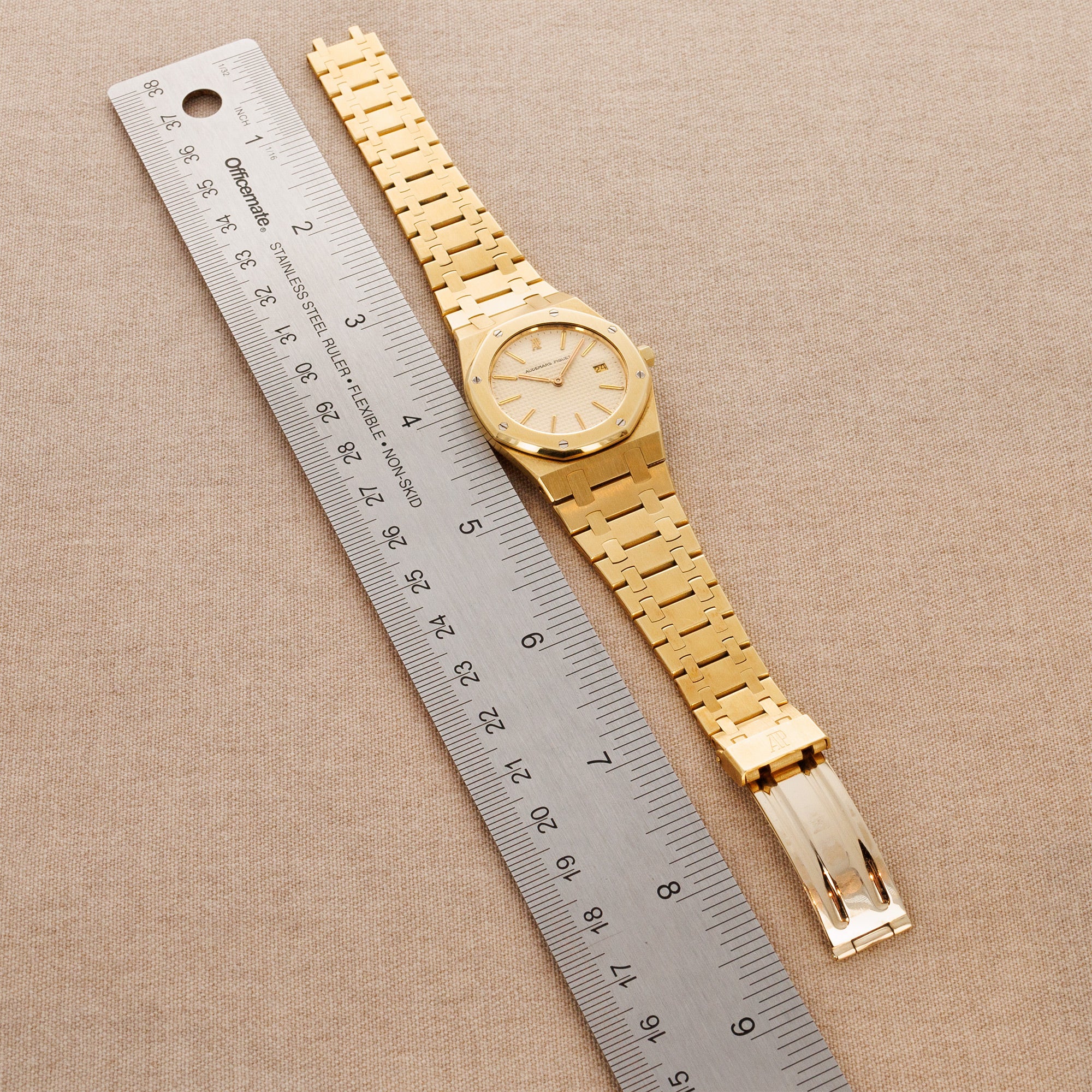 Audemars Piguet Yellow Gold Royal Oak Ref. 56175 - Image 5