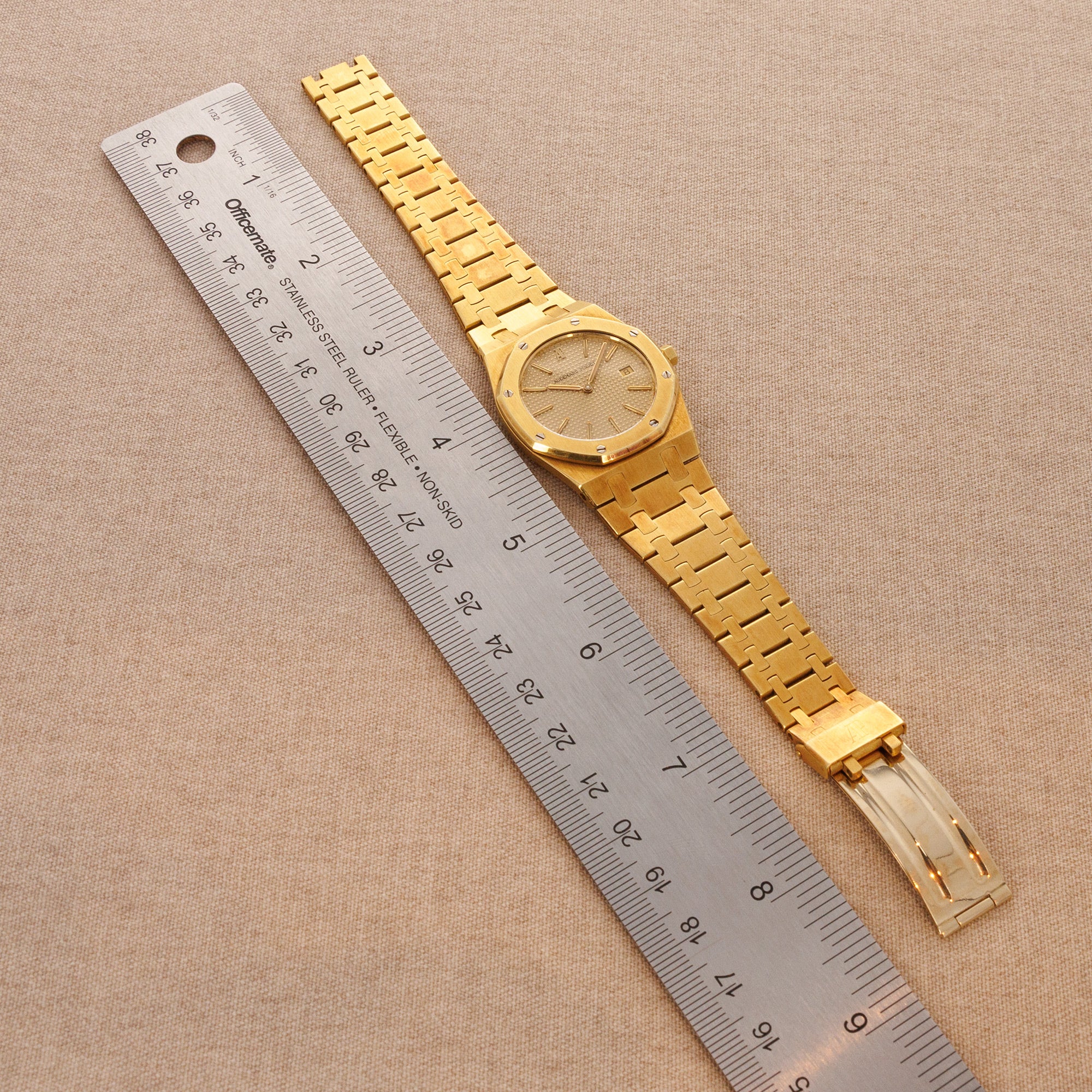 Audemars Piguet Yellow Gold Royal Oak Ref. 56175 - Image 4