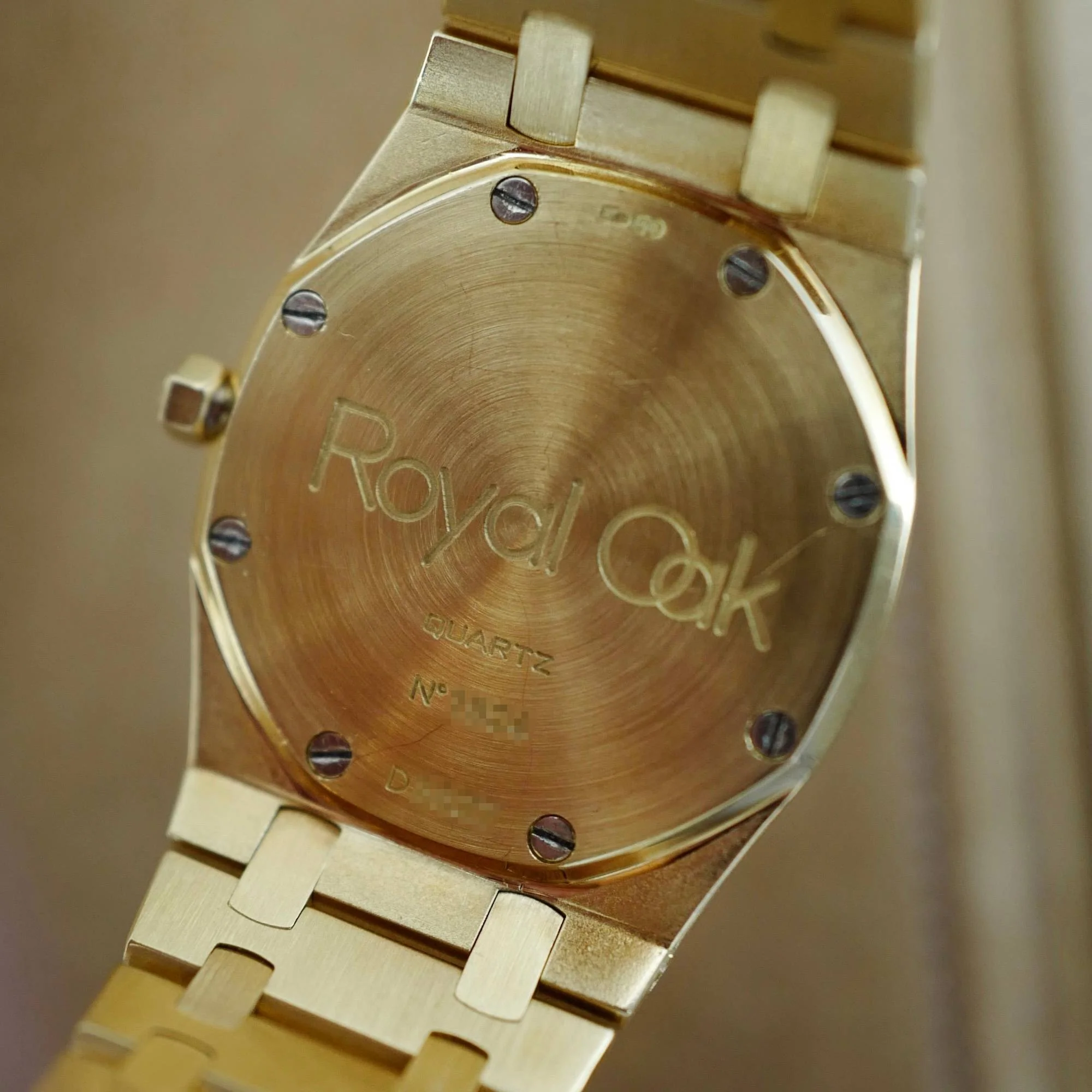 Audemars Piguet Yellow Gold Royal Oak Ref. 56303 - Image 6