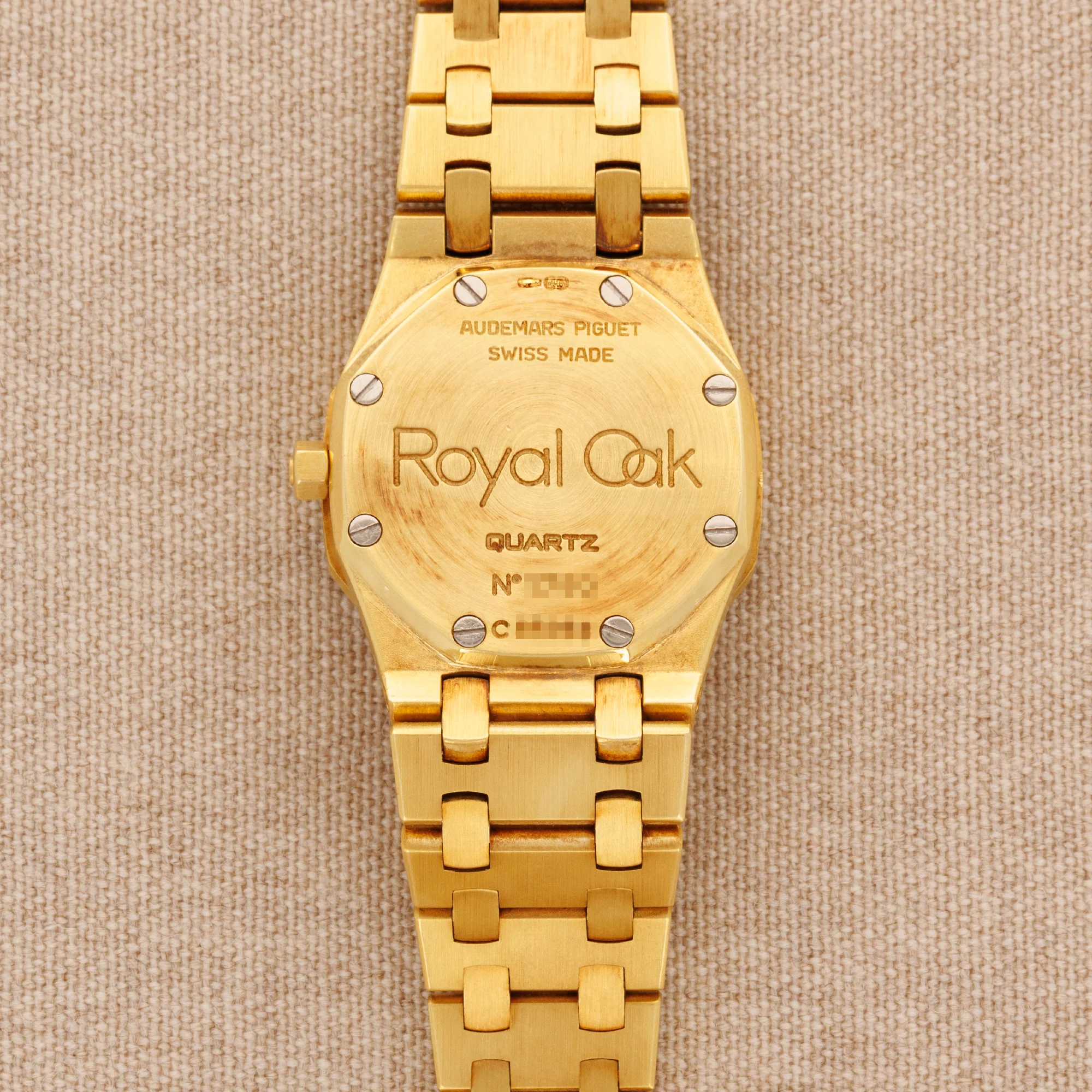 Audemars Piguet Yellow Gold Royal Oak Ref. 66464 with Original Diamonds - Image 3