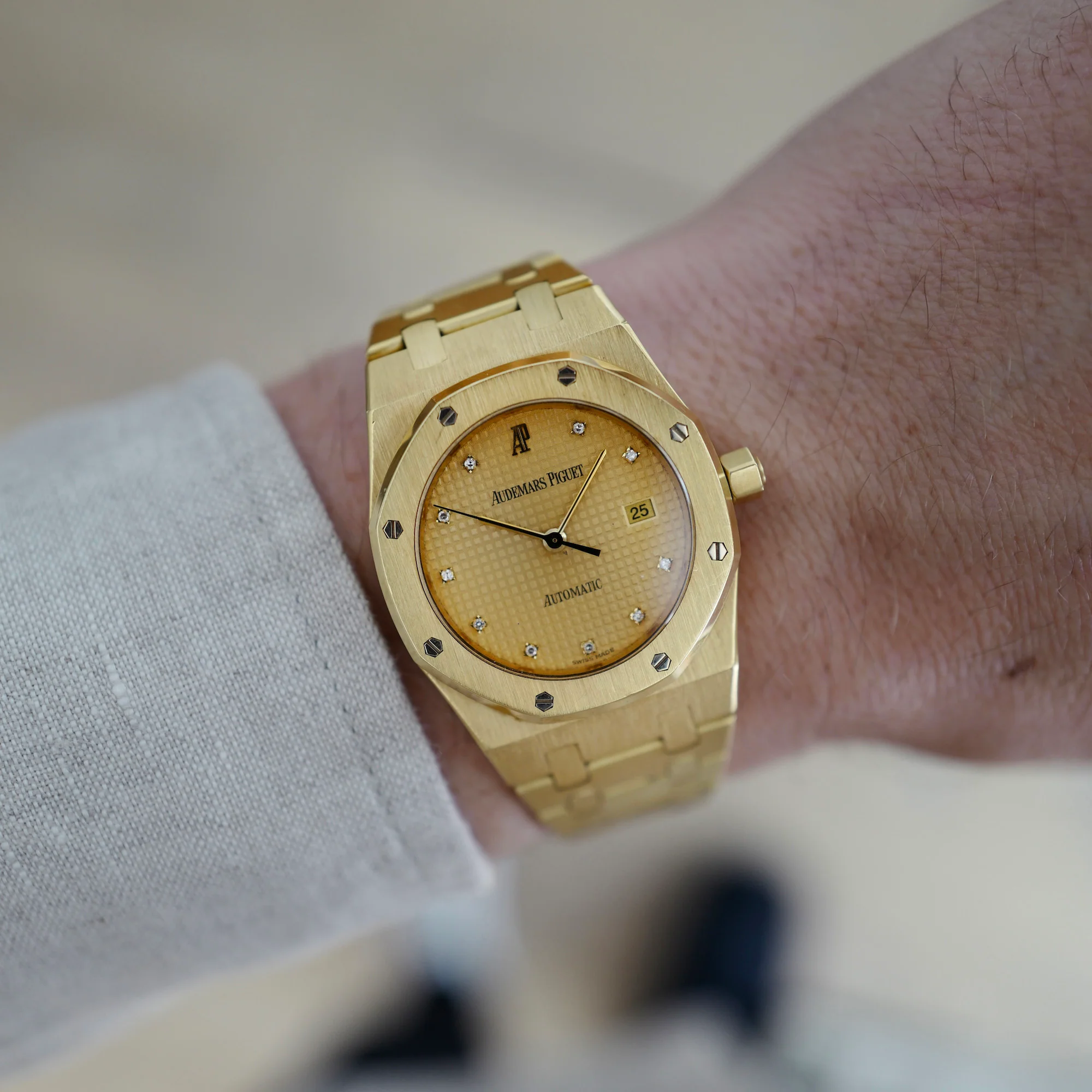 Audemars Piguet Yellow Gold Royal Oak Watch - Image 6