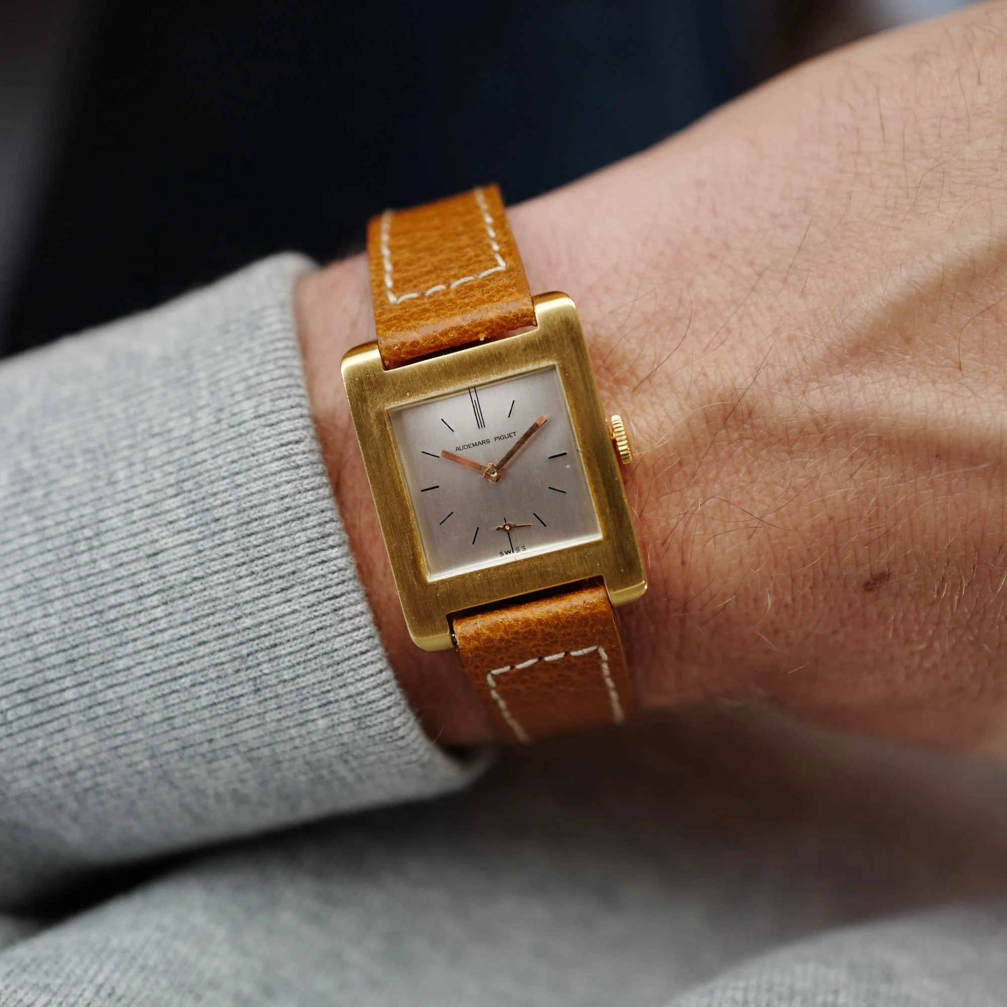 Audemars Piguet Yellow Gold Tank Normale Watch - Image 3