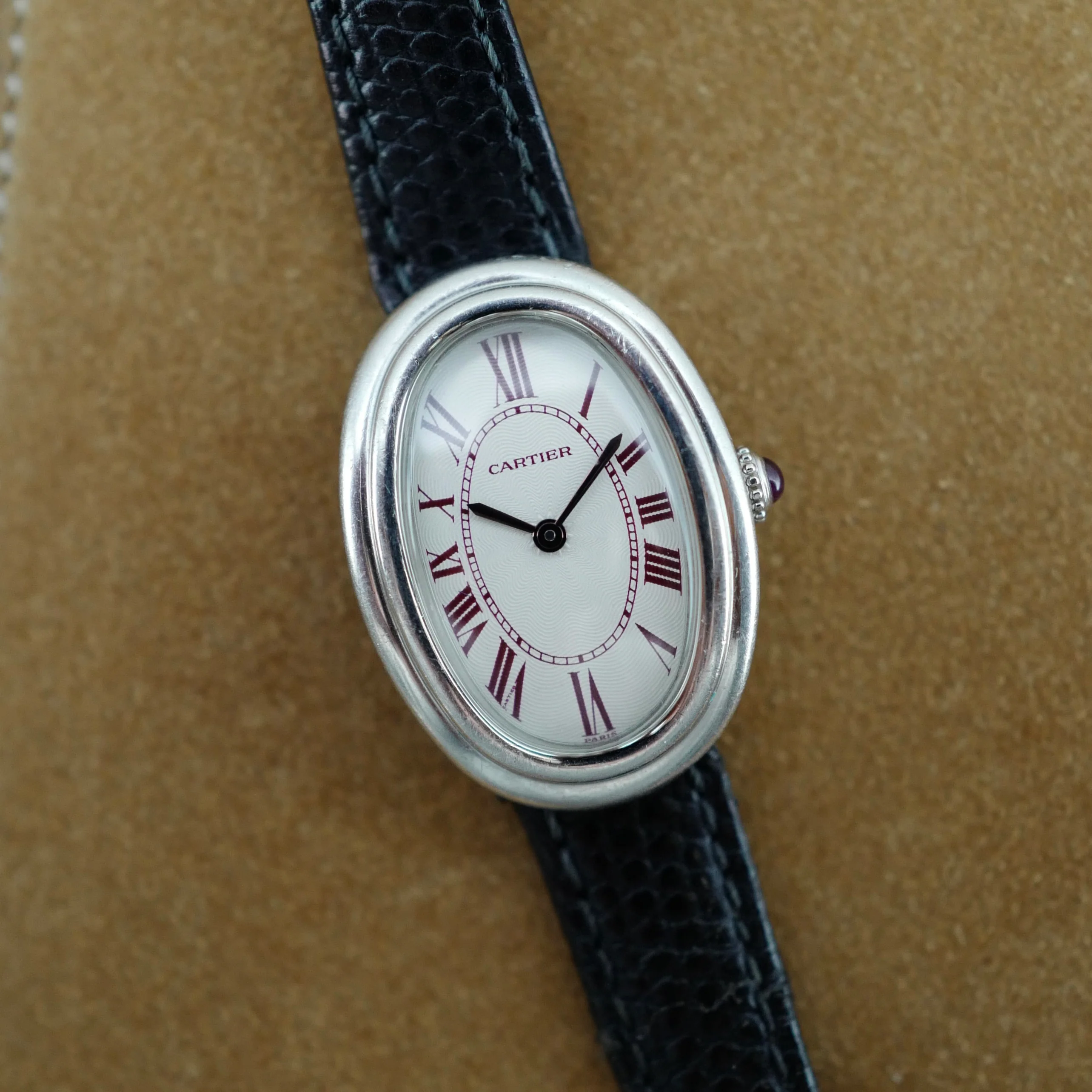Cartier Platinum Baignoire Ref. 78094, Special Order with Burgundy Numerals, 1980s (New Arrival) - Image 3