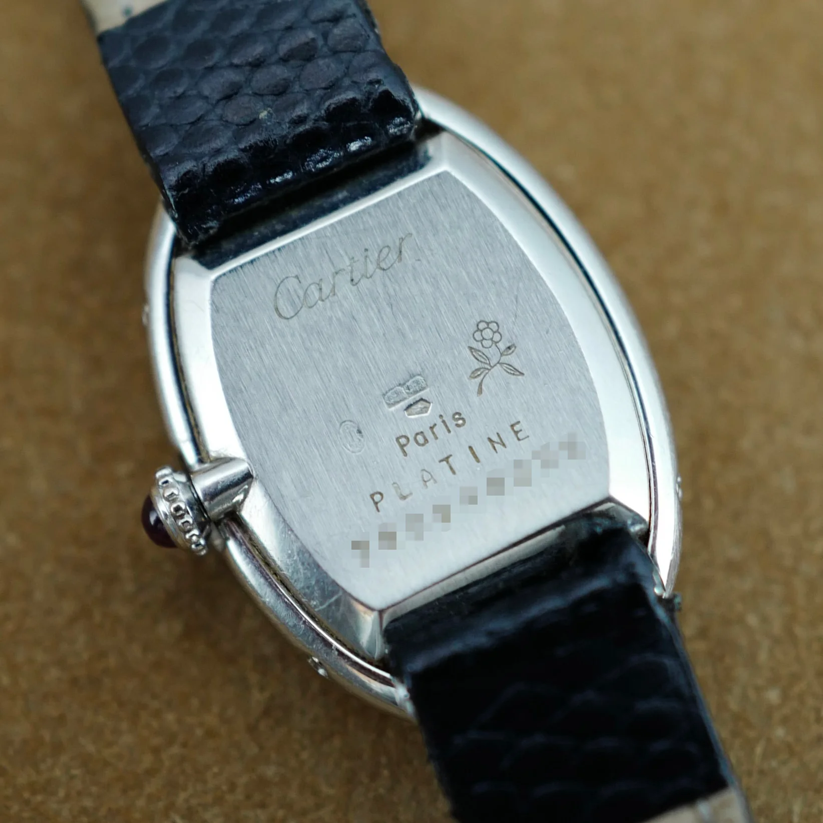 Cartier Platinum Baignoire Ref. 78094, Special Order with Burgundy Numerals, 1980s (New Arrival) - Image 4