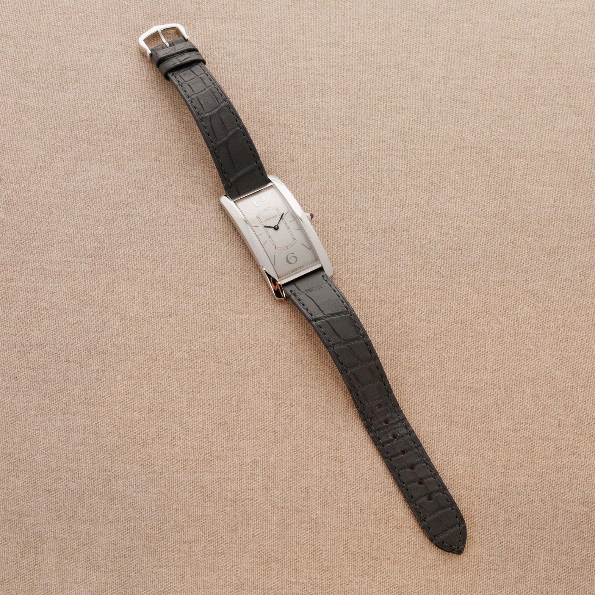 Cartier Platinum Tank Cintree Ref. 4124 - Image 4