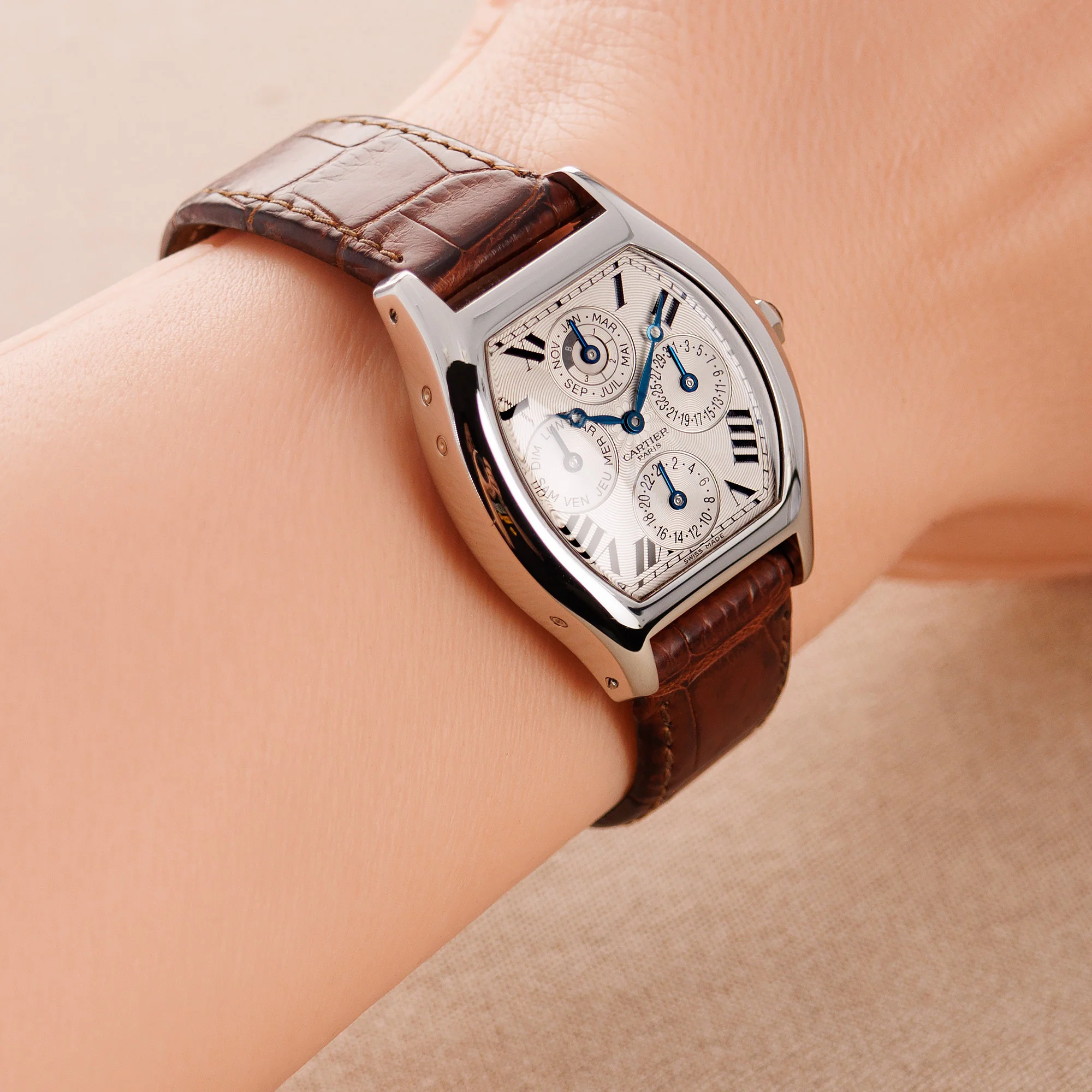 Cartier Platinum Tortue Perpetual Calendar CPCP Watch Ref. 2646 - Image 6