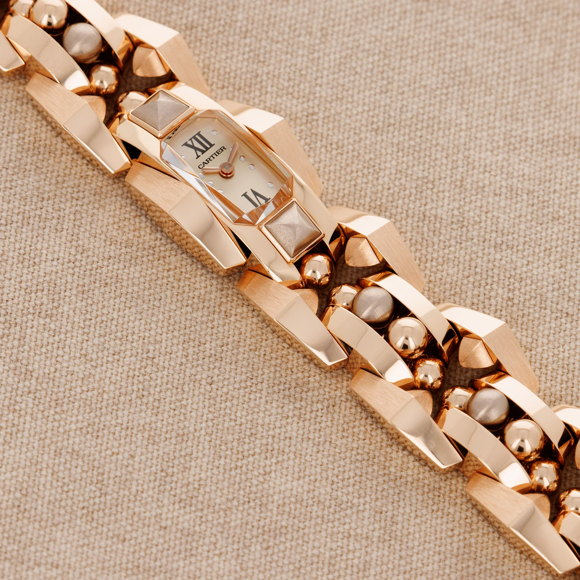 Cartier Rose Gold Clash [Un]Limited Watch Ref. WGMB0003 - Image 4