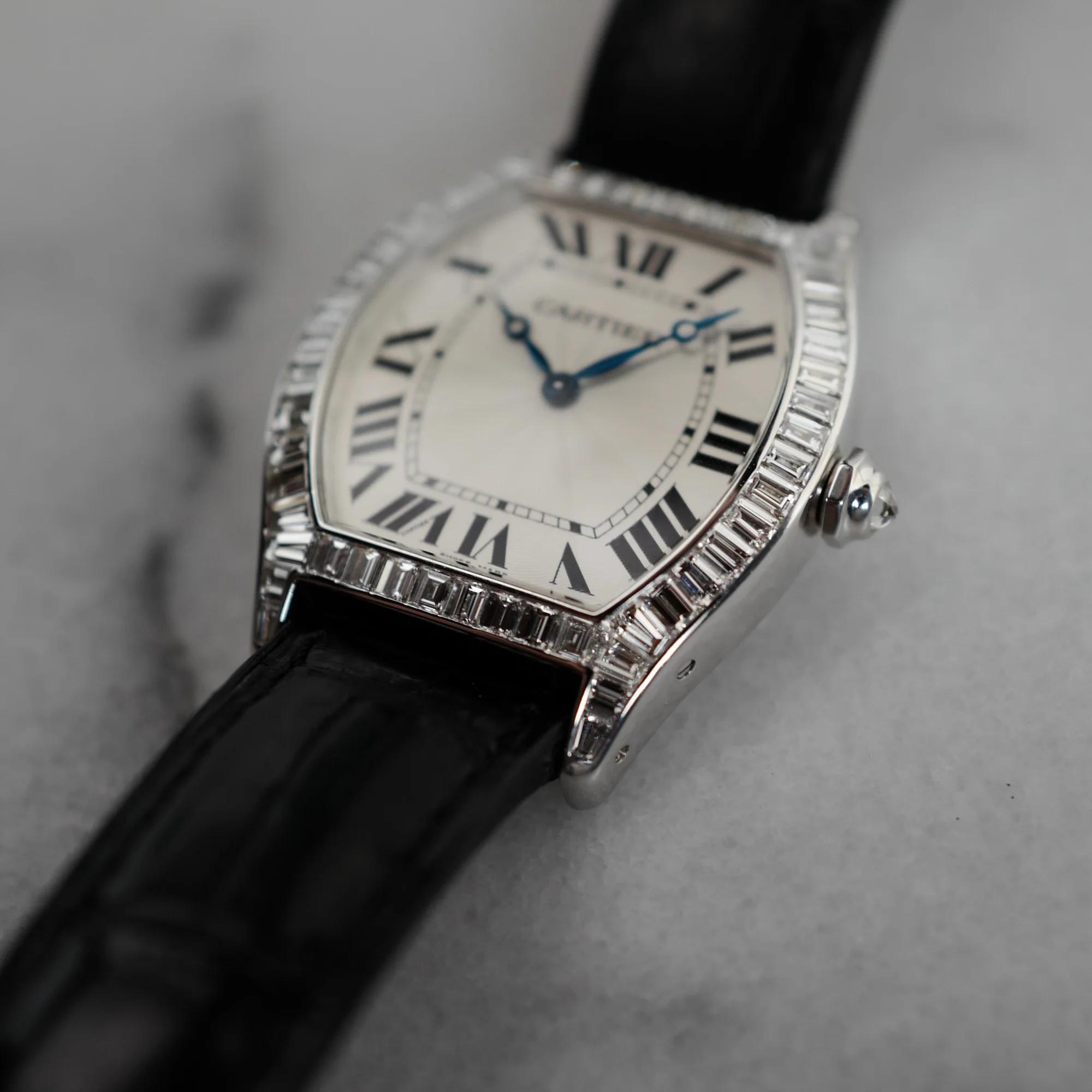 Cartier White Gold Tortue Ref. WGTO0003 with Original Baguette Diamonds - Image 6