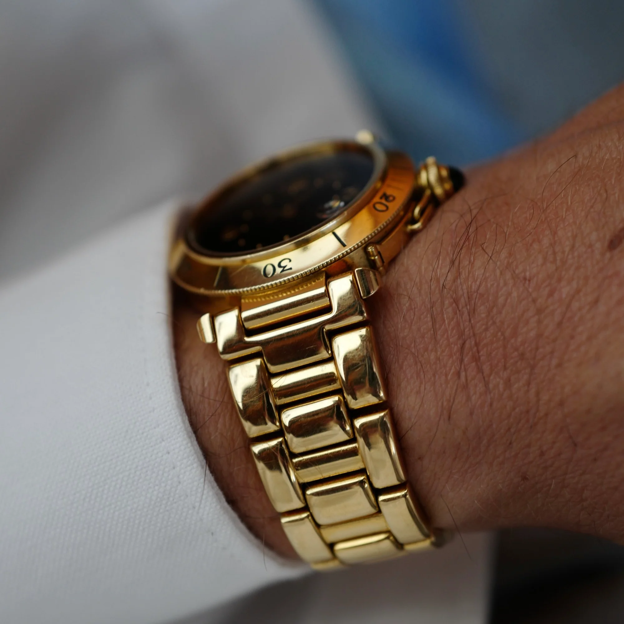 Cartier Yellow Gold Automatic Pasha Ref. 1989 with Rare Black Dial - Image 6