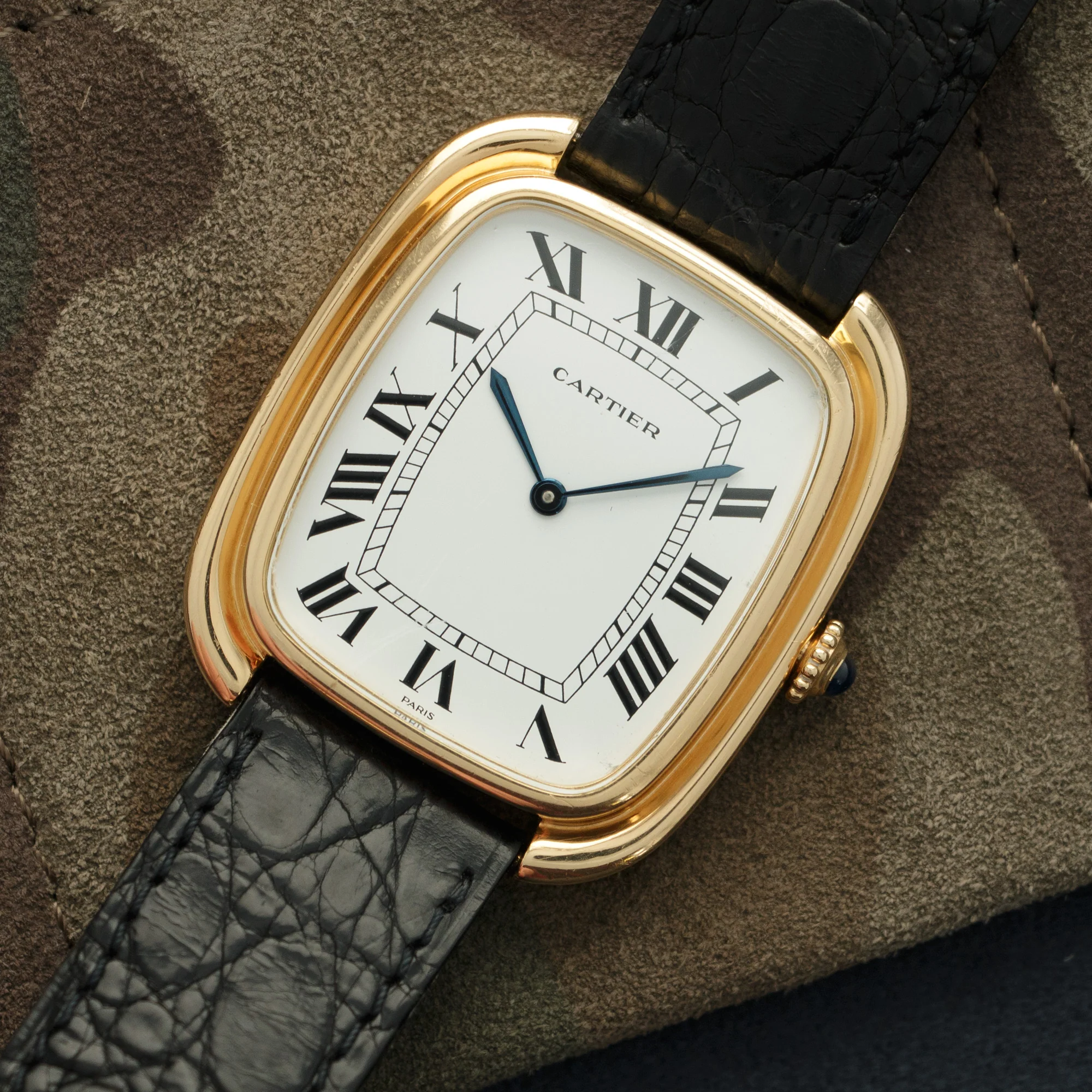 Cartier Yellow Gold Jumbo Tank Gondole Watch - Image 2