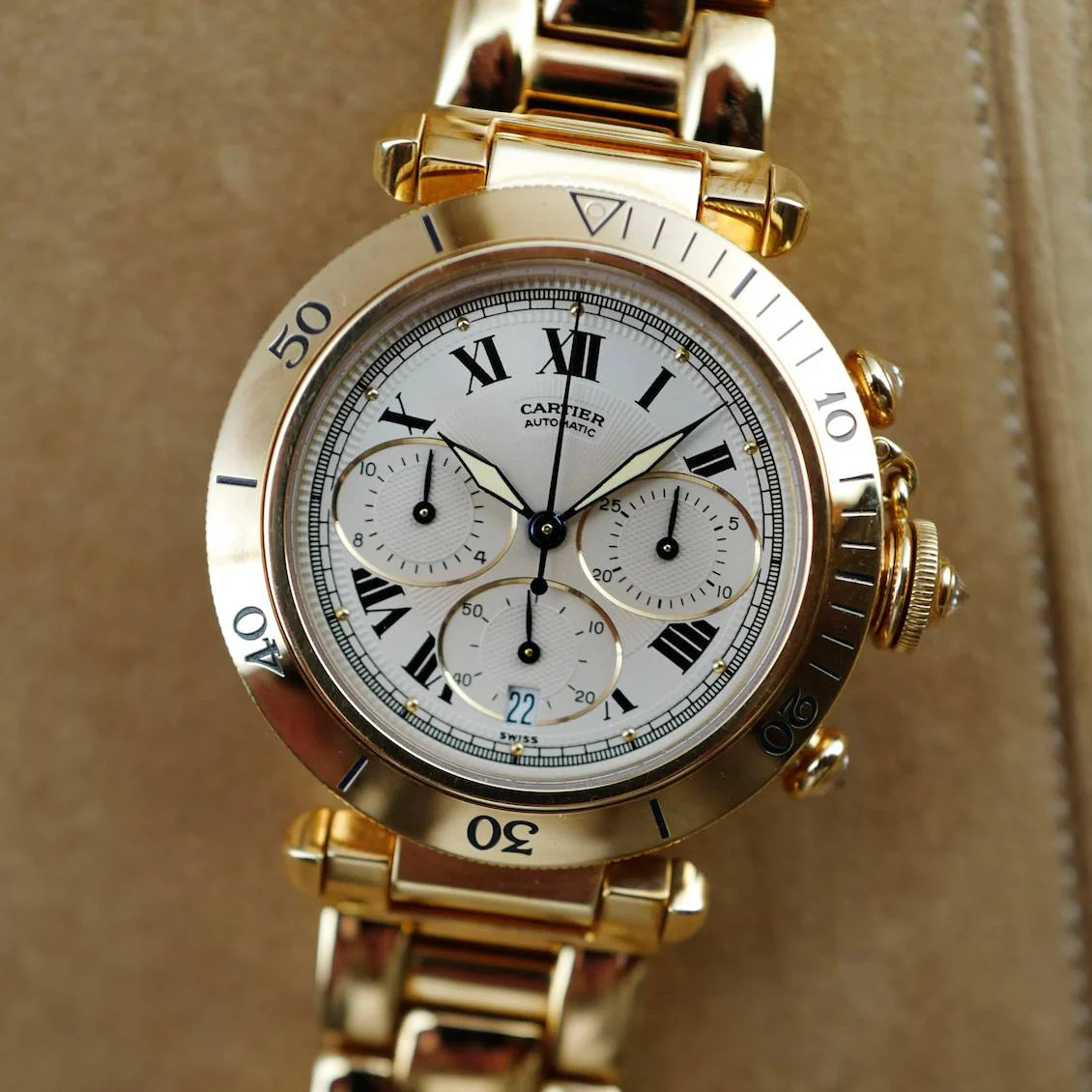 Cartier Yellow Gold Pasha de Cartier Prongeur Ref. 2111 - Image 3