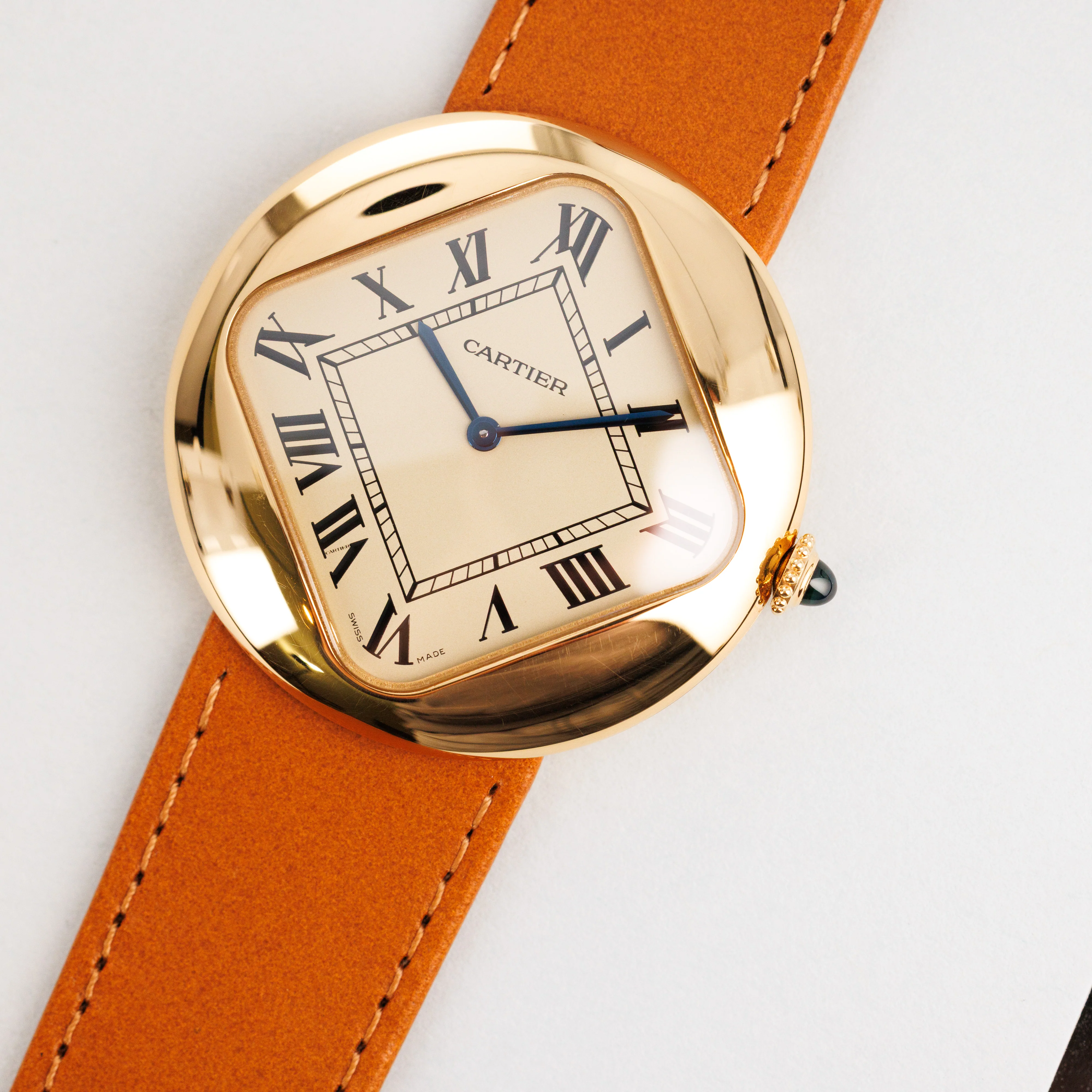 Cartier Yellow Gold Pebble Watch Ref. WGPB0003 - Image 9
