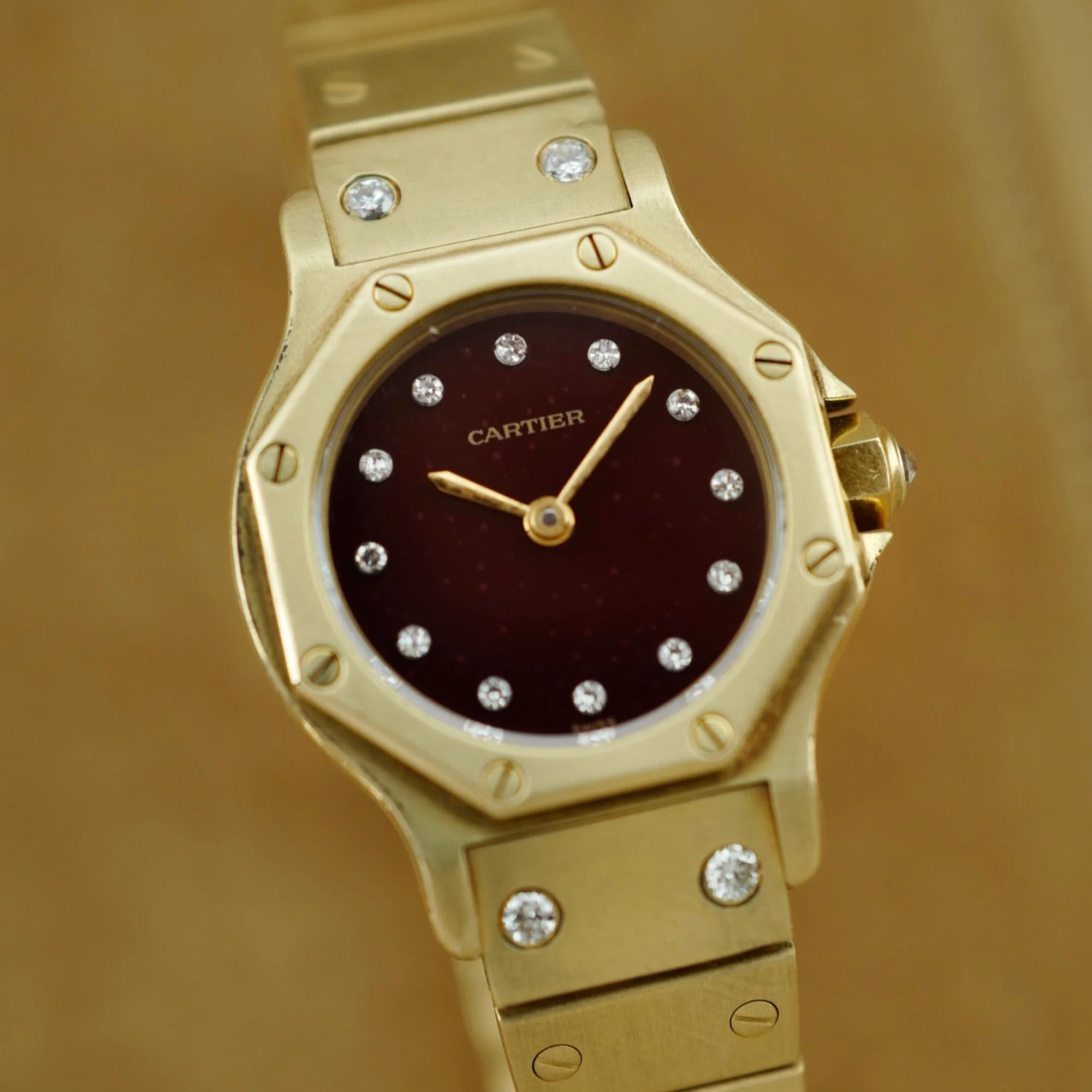 Cartier Yellow Gold Round Santos Ref. 0906 with Red Dial and Diamond Markers - Image 3