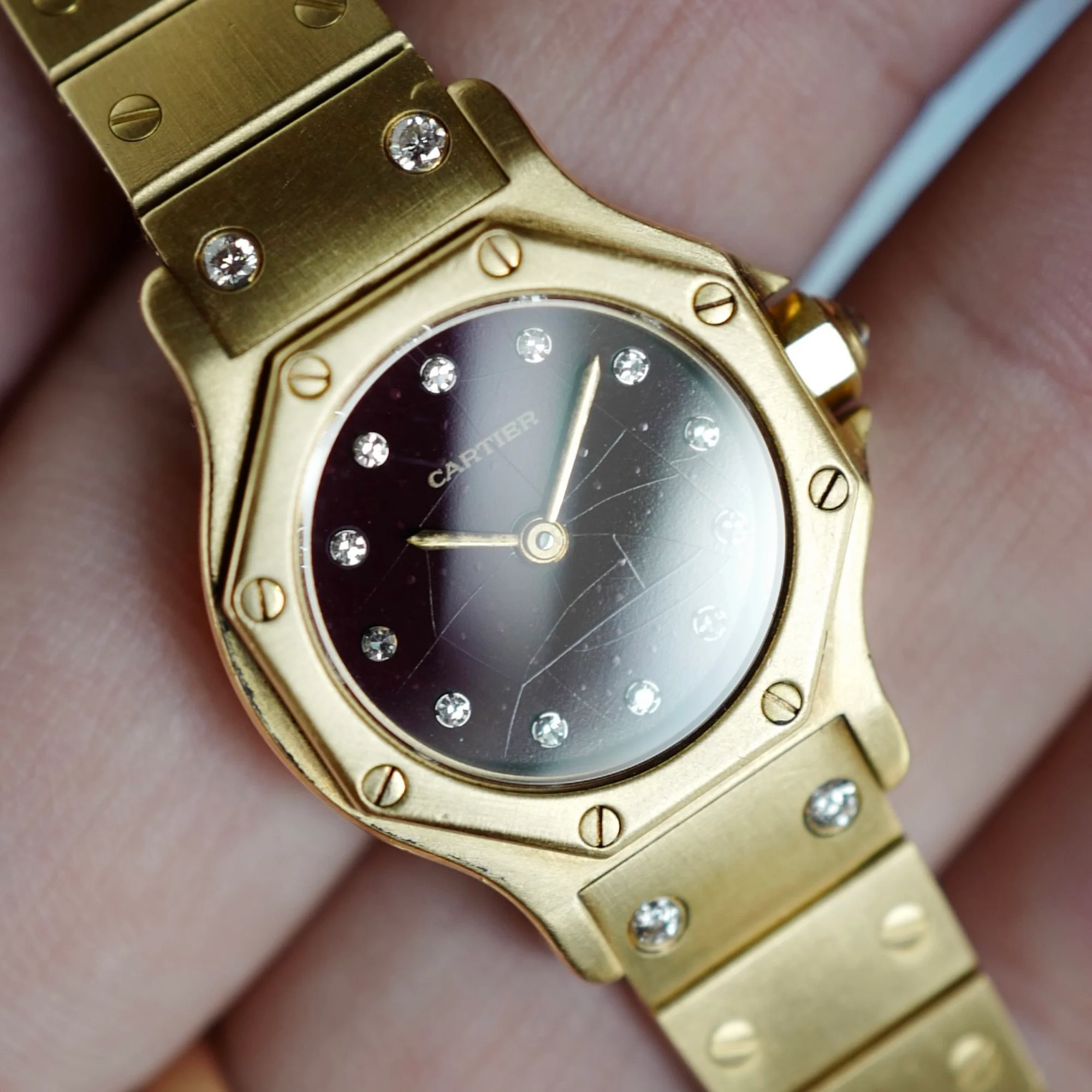 Cartier Yellow Gold Round Santos Ref. 0906 with Red Dial and Diamond Markers - Image 5