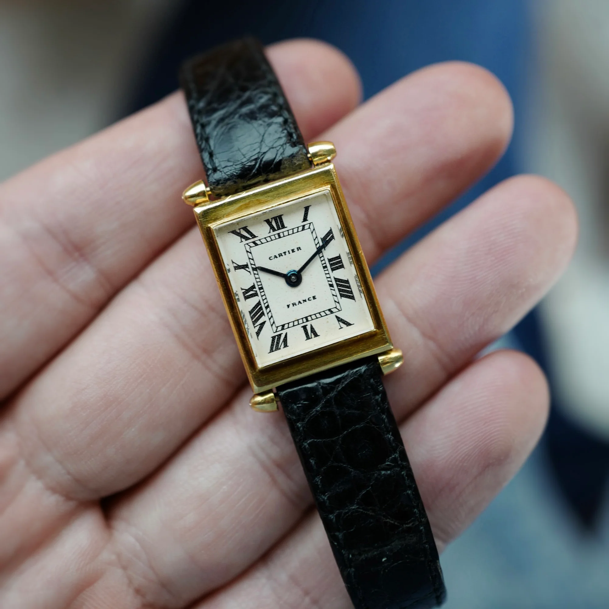 Cartier Yellow Gold Tank Obus - Image 4