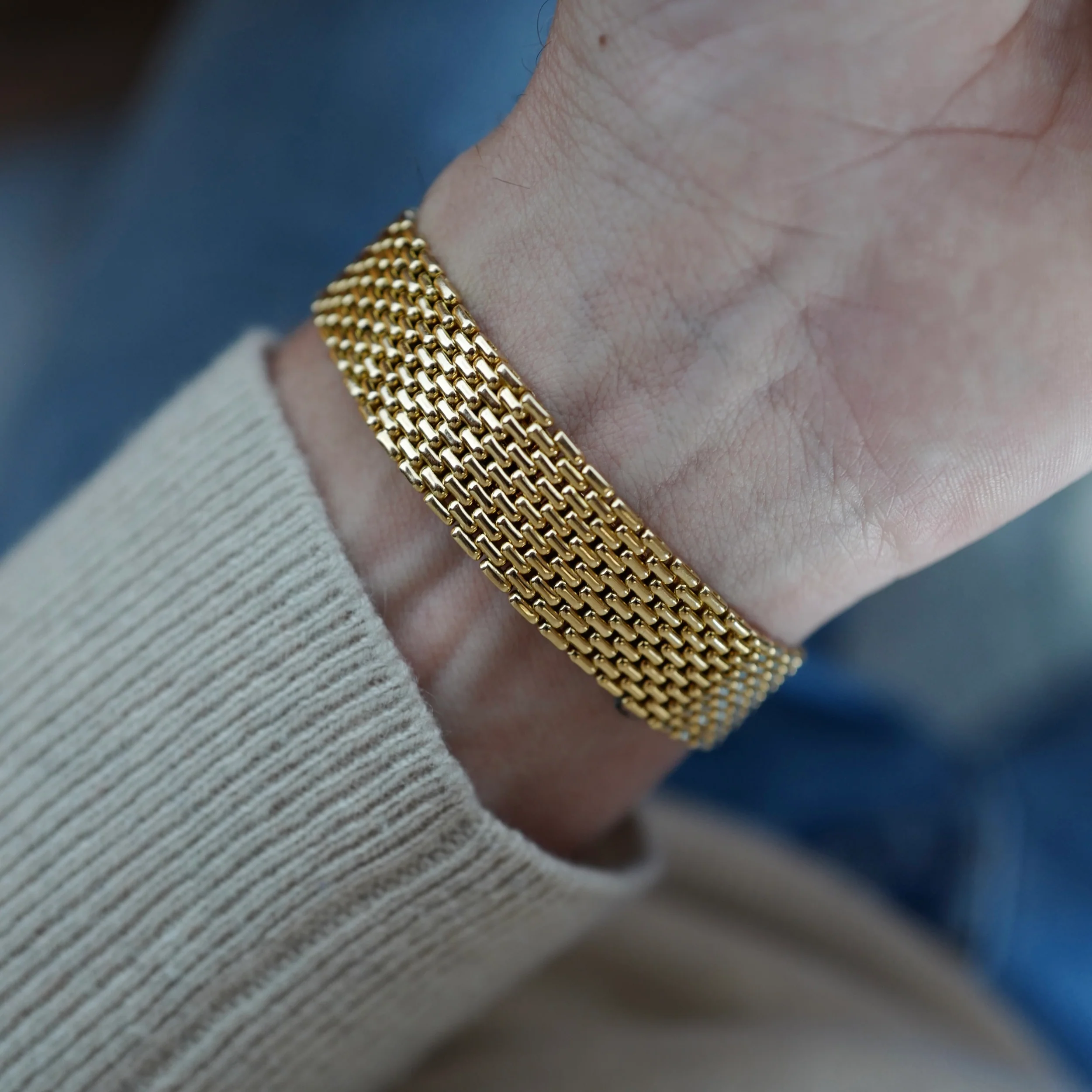Cartier Yellow Gold Tortue Paris Mecanique Ref. 96081 - Image 3
