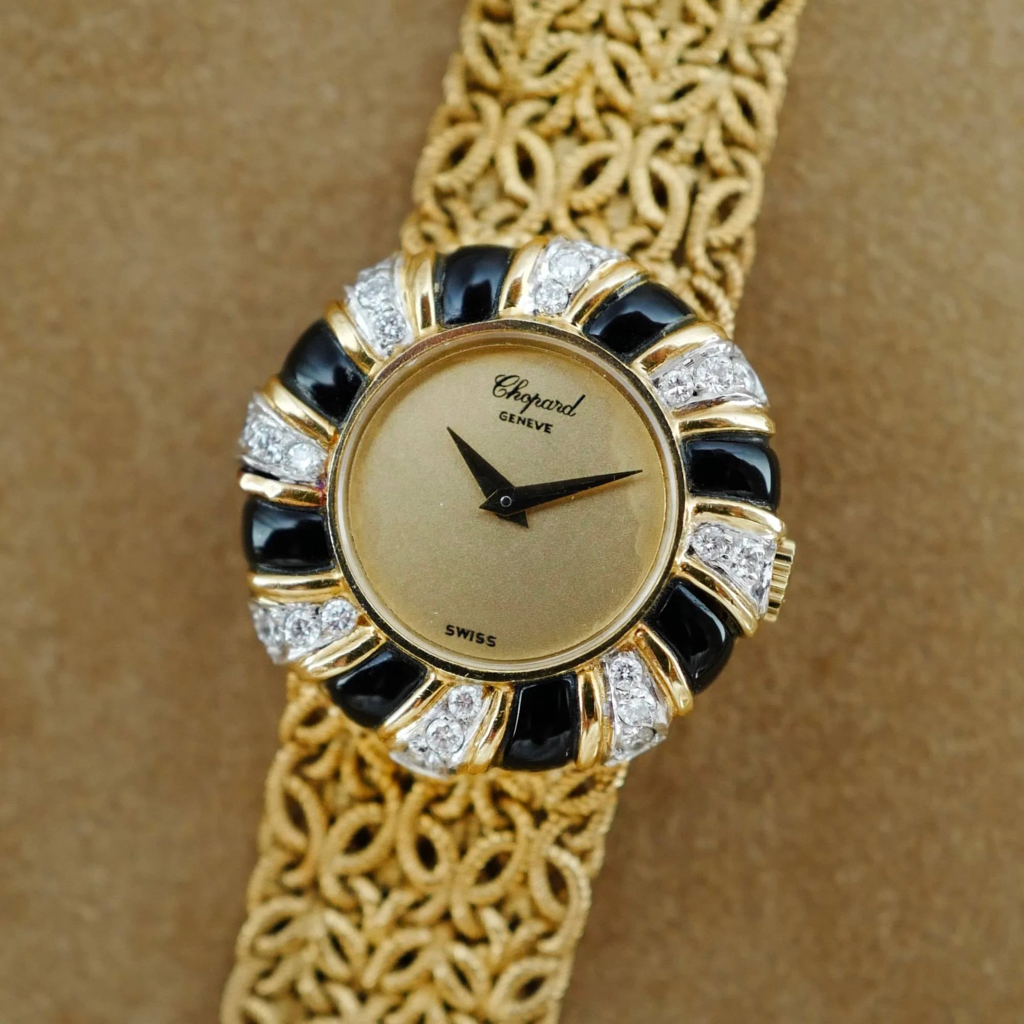 Chopard Yellow Gold Ref. 410430 with Onyx and Diamond Bezel - Image 2