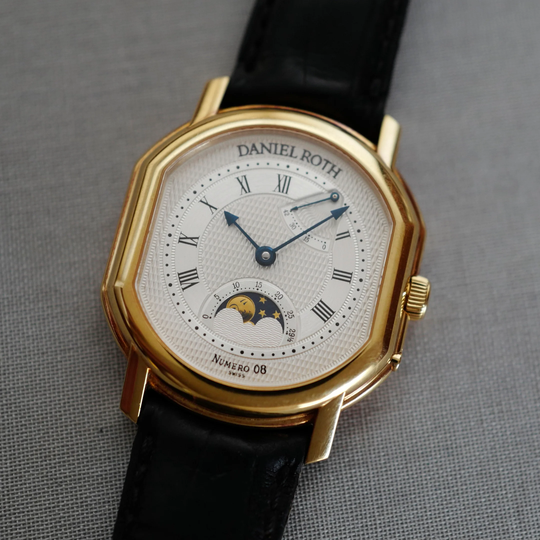 Daniel Roth Yellow Gold Moonphase Power Reserve Watch - Image 4