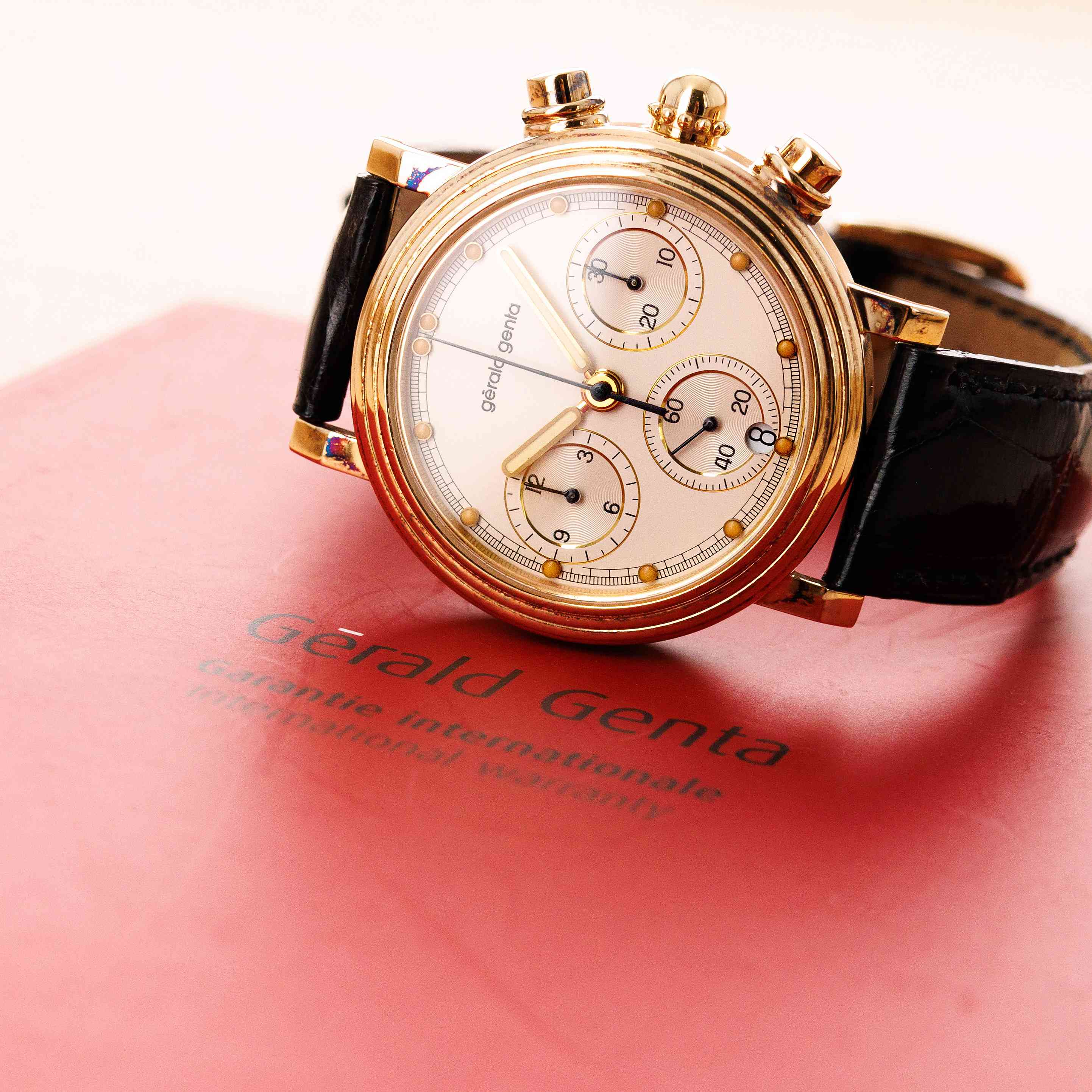 Gerald Genta Rose Gold Chronograph Ref. 3376.7 - Image 6