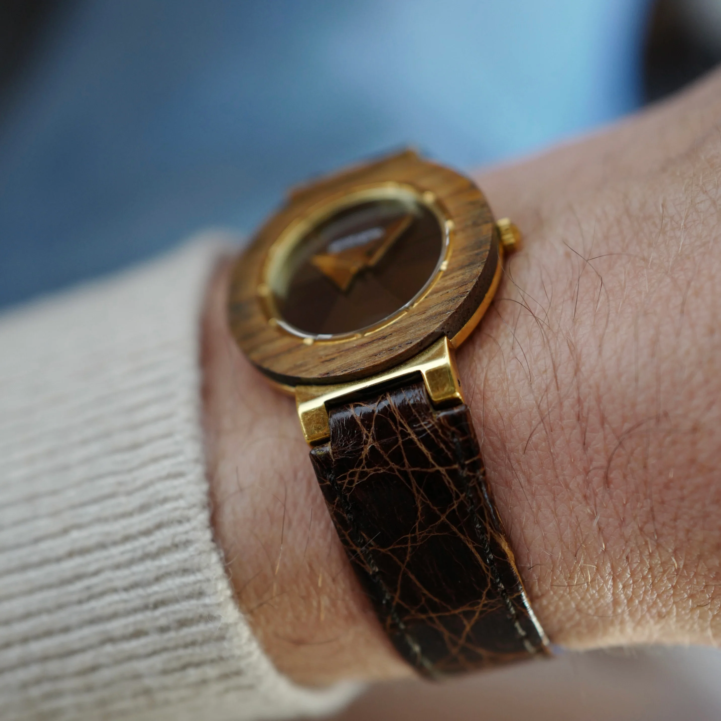 Gerald Genta Yellow Gold and Wood Watch Ref. G 3114.7 (New Arrival) - Image 3