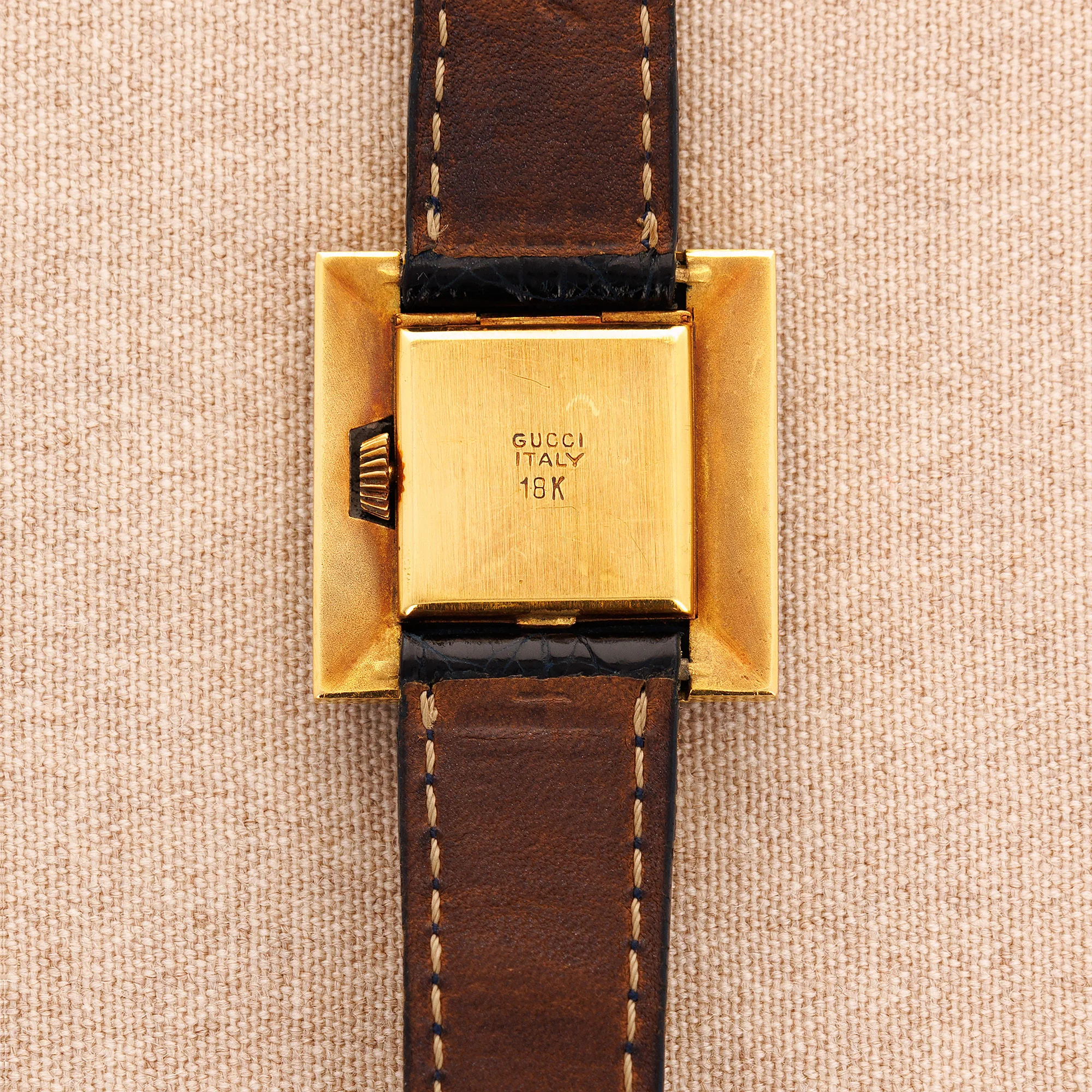 Gucci Yellow Gold and Lapis Square Watch - Image 3
