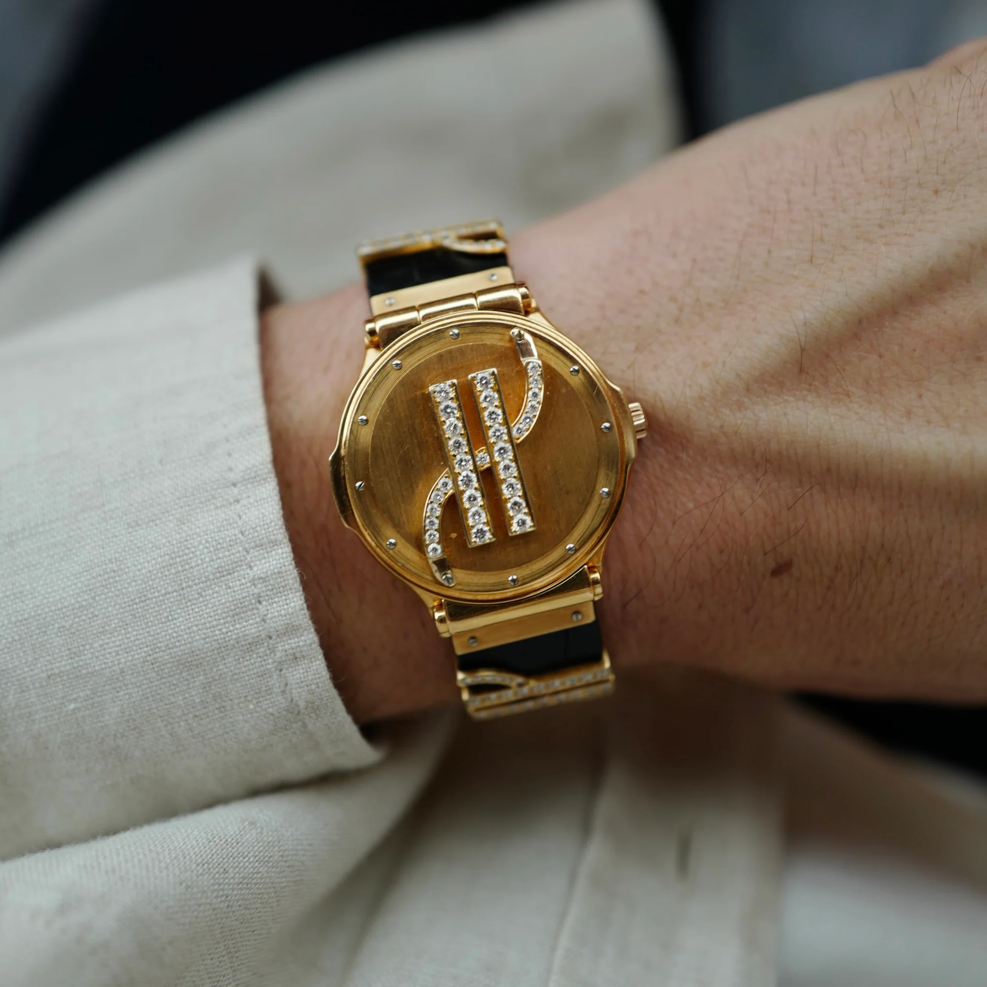 Hublot Yellow Gold MDM Cloisonne Ship Cover Watch Ref. 1589.8 - Image 3