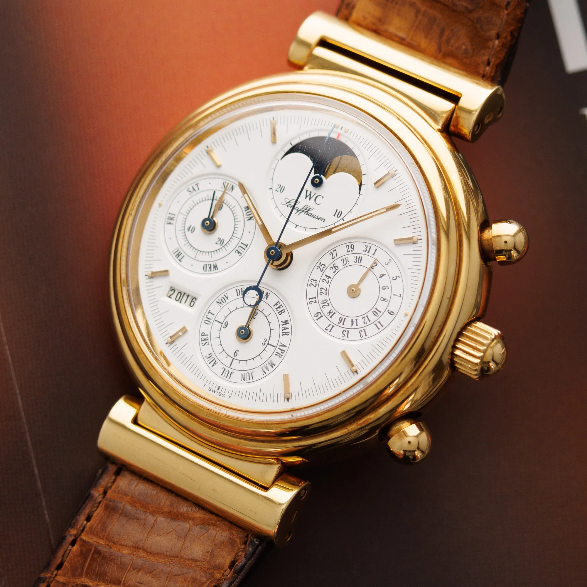 IWC Yellow Gold Da Vinci Perpetual Calendar Chronograph Ref. IW3750 - Image 2