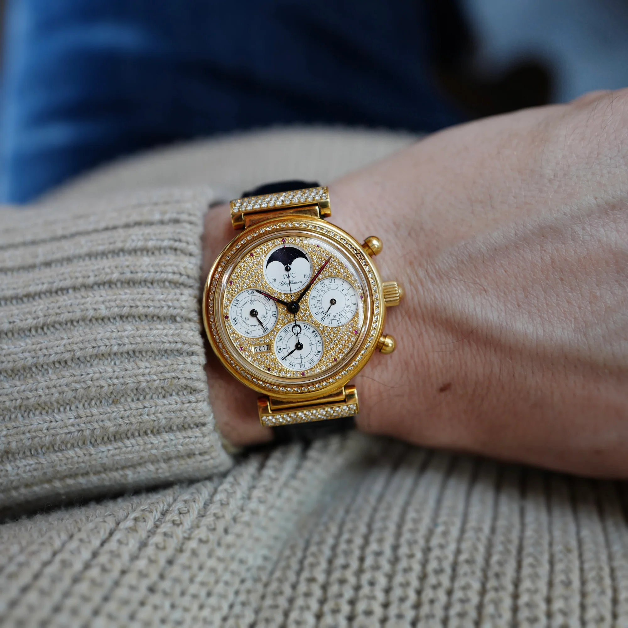 IWC Yellow Gold Perpetual Calendar Chronograph Da Vinci Ref. IW9253-05 - Image 3