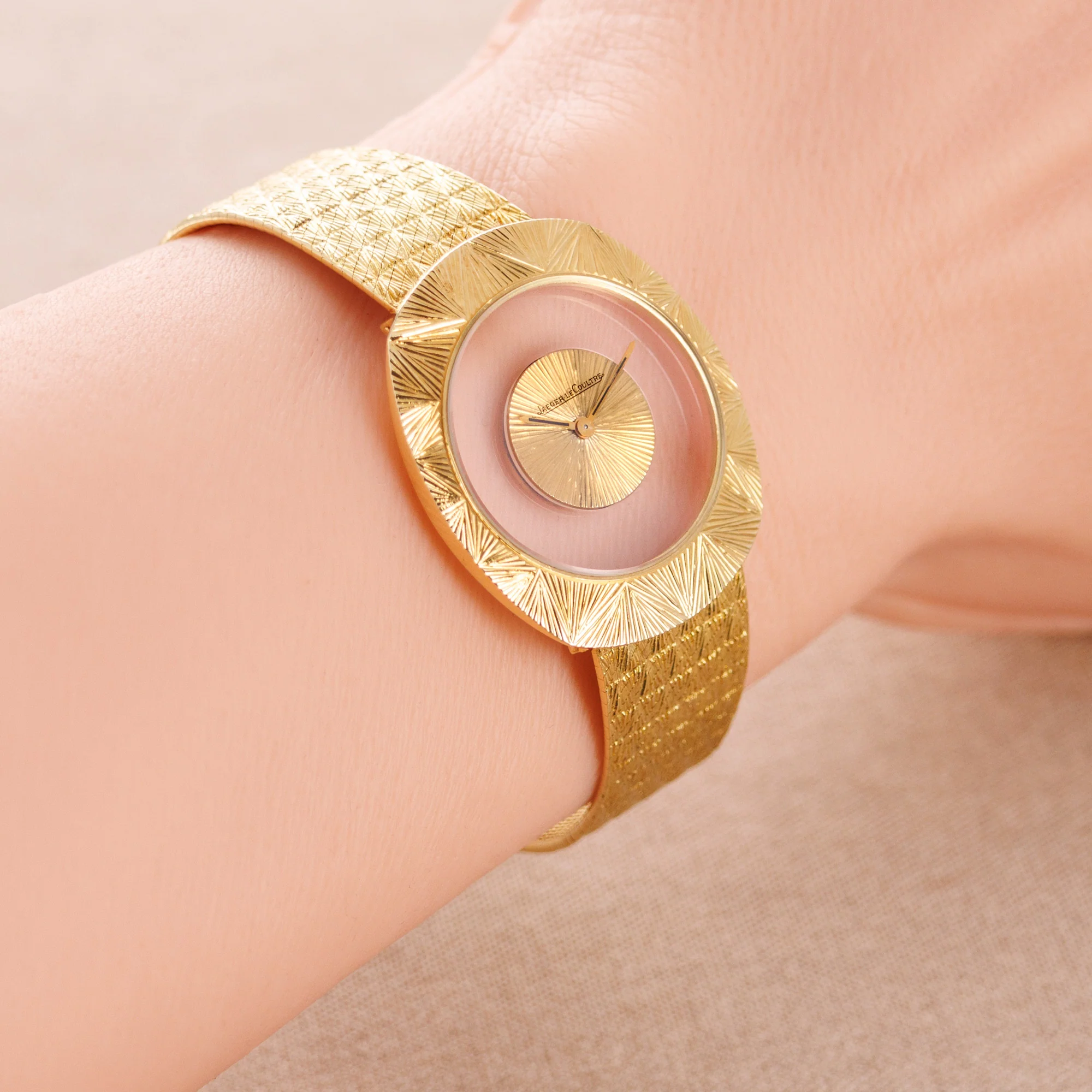 Jaeger Lecoultre Yellow Gold Mystery Watch Ref. 17006 - Image 7