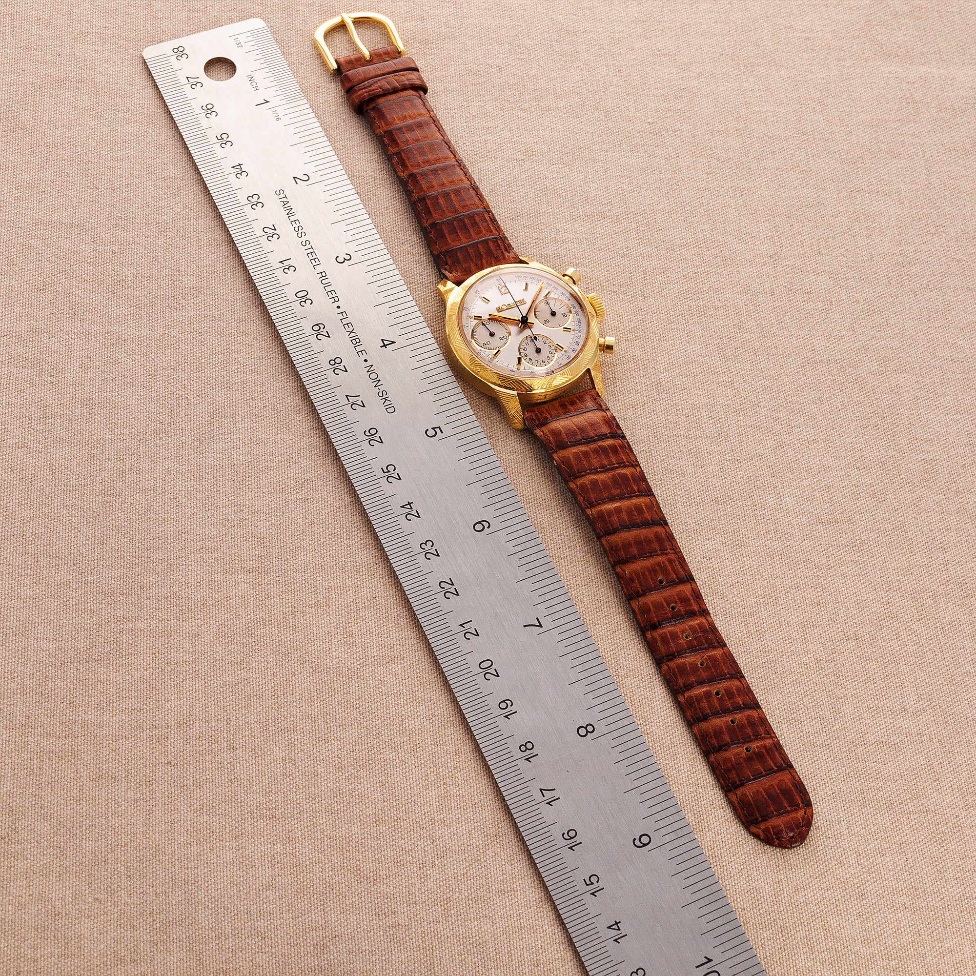 Jaeger LeCoultre Yellow Gold Chronograph Valjoux 72 - Image 9