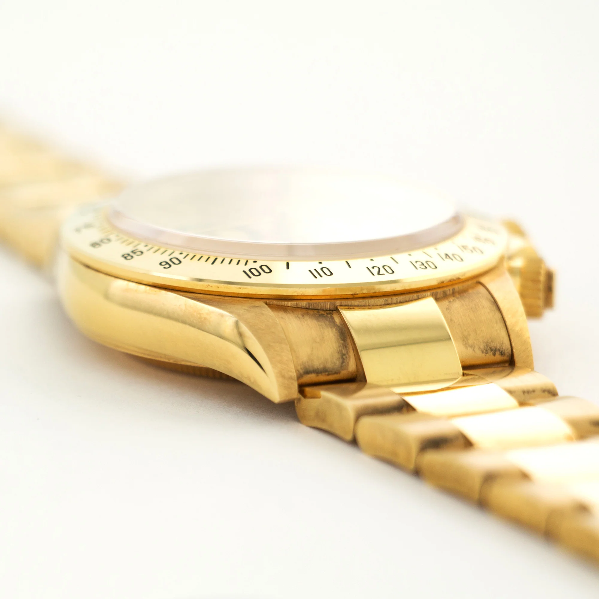 New Old Stock Rolex Yellow Gold Daytona Watch Ref. 16528 - Image 3