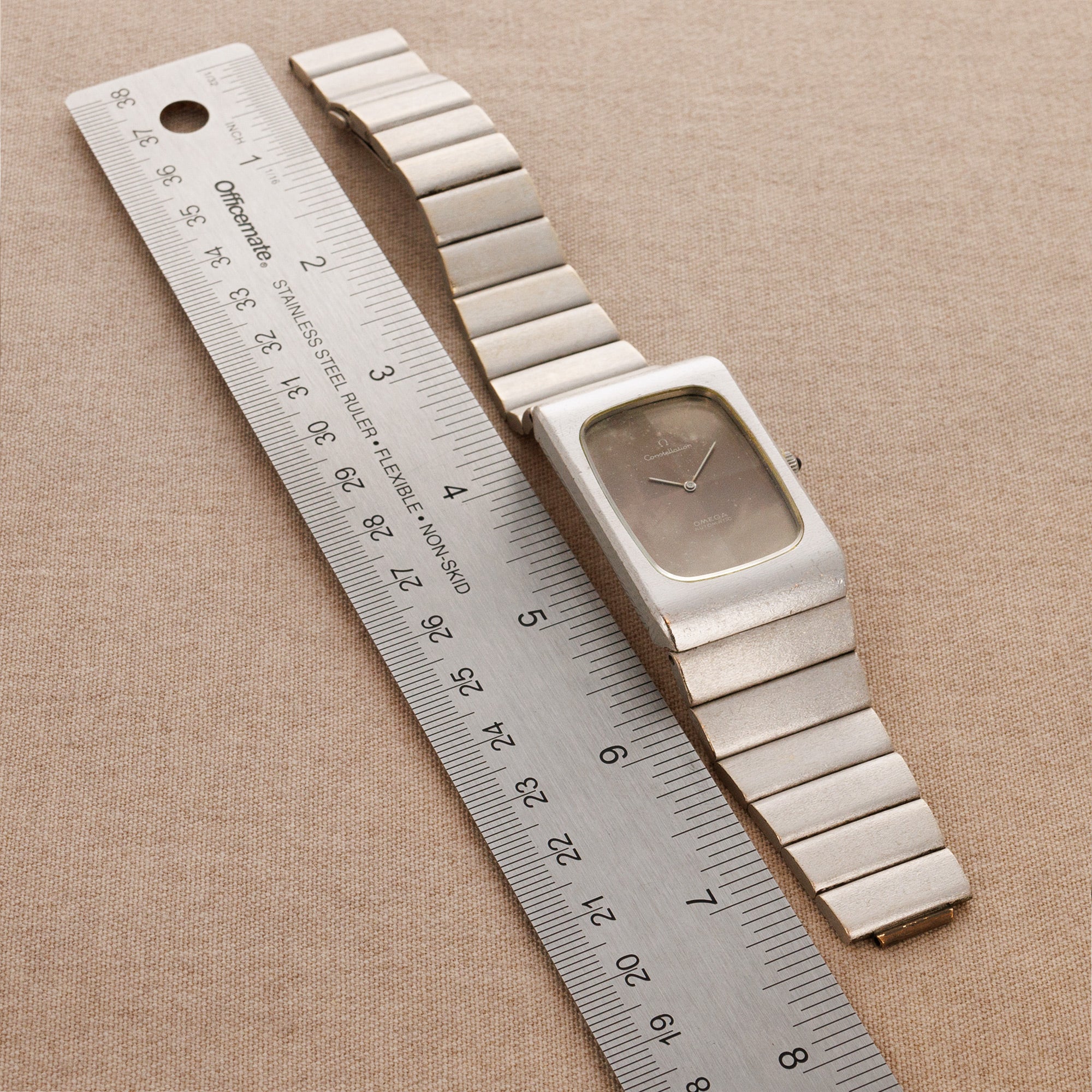 Omega White Gold Constellation Automatic Bracelet Watch Ref. 8354 - Image 5