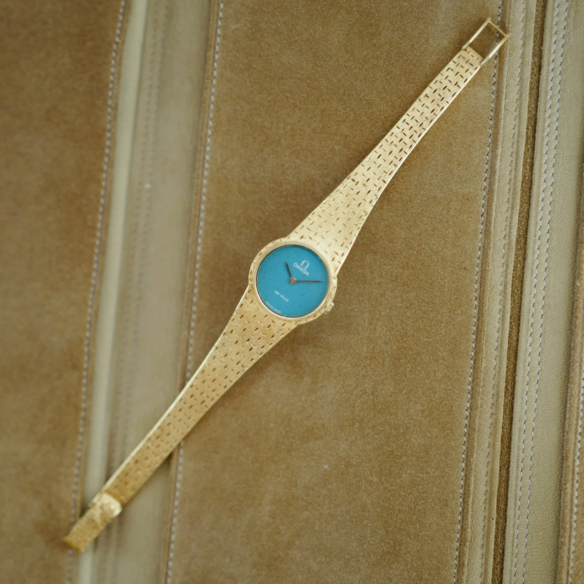 Omega Yellow Gold DeVille Watch Ref. 7257 with Turquoise Dial - Image 5