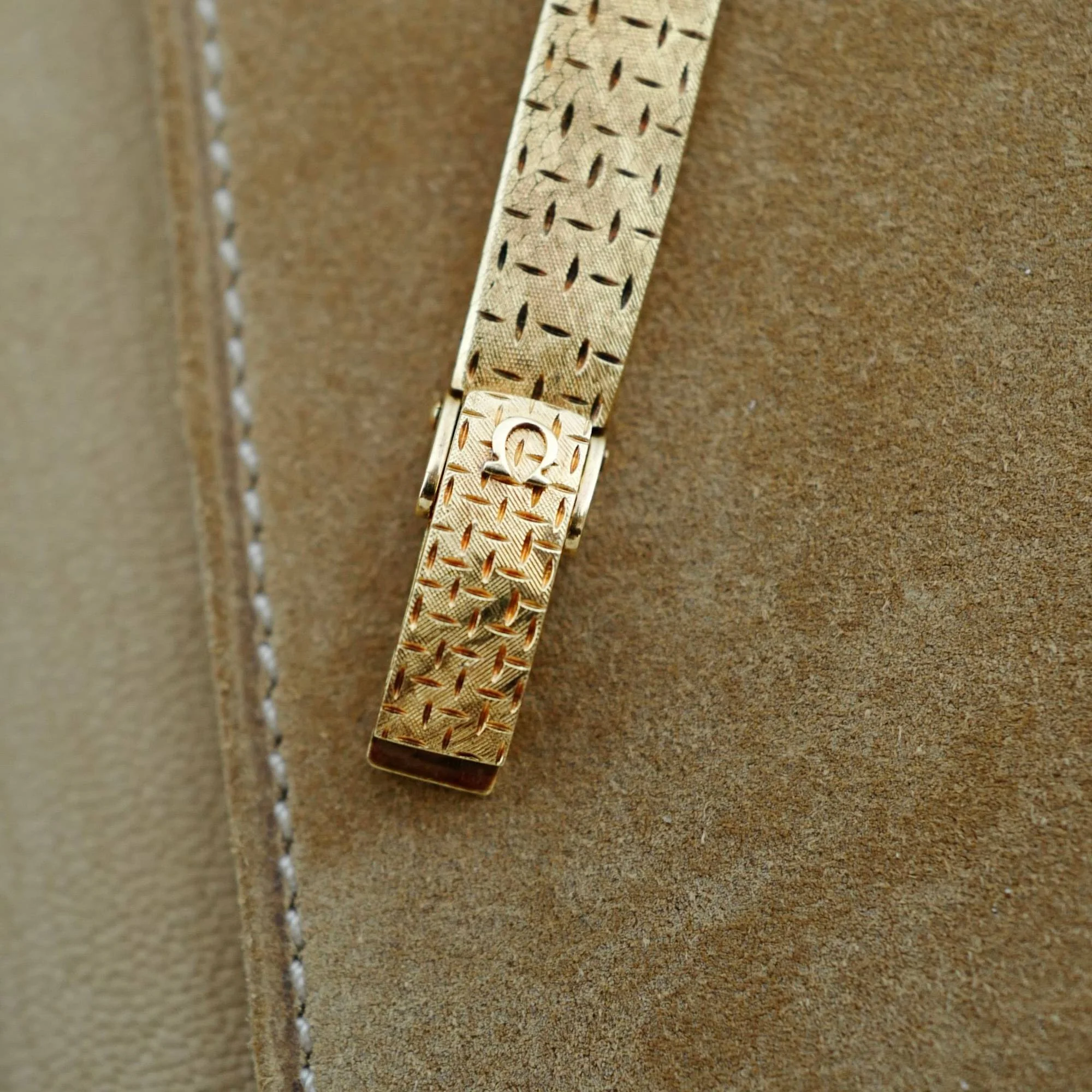Omega Yellow Gold DeVille Watch Ref. 7257 with Turquoise Dial - Image 7