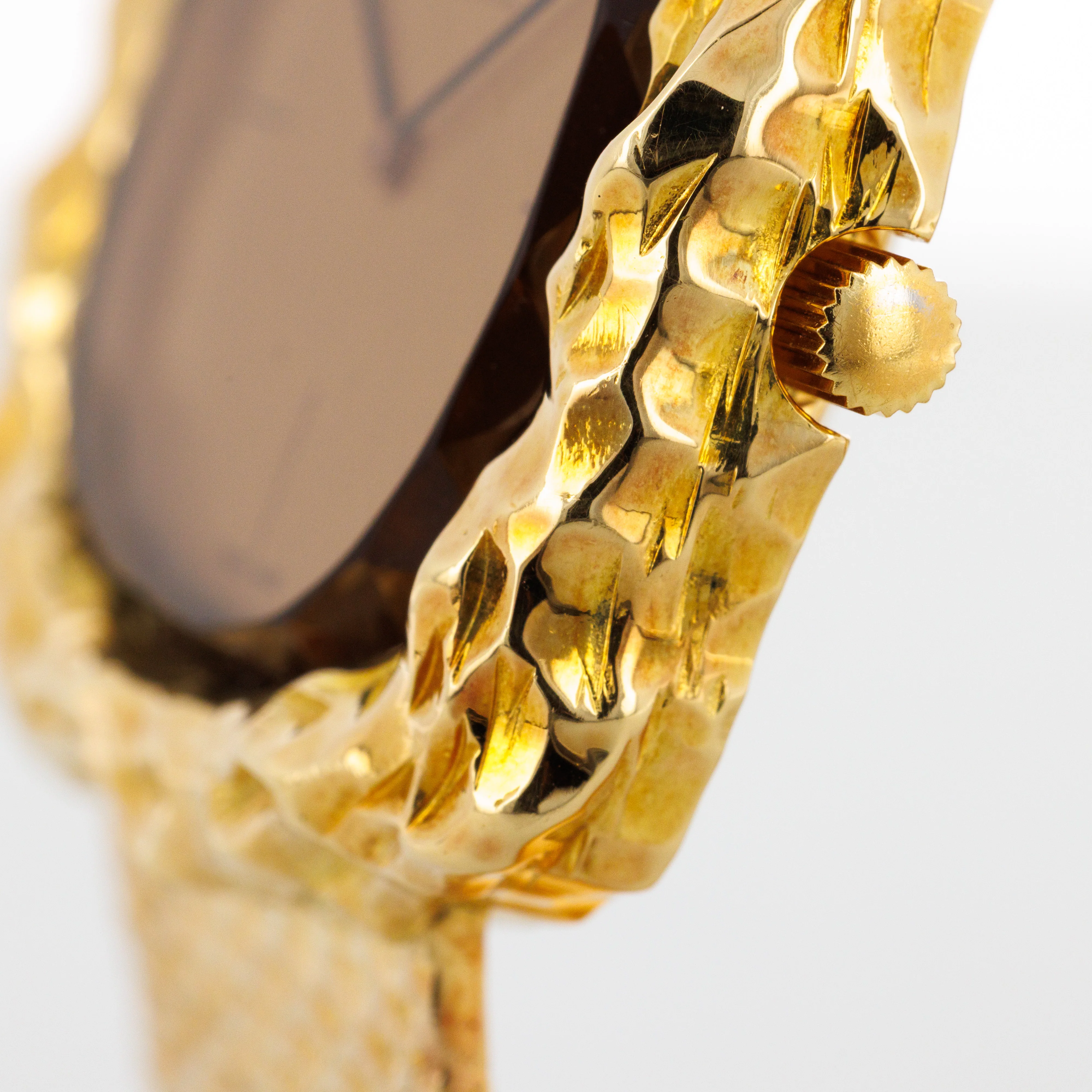Omega Yellow Gold Sculptural Watch Ref. 8305, Designed by Andrew Grima for Jeux dOr Collection - Image 4