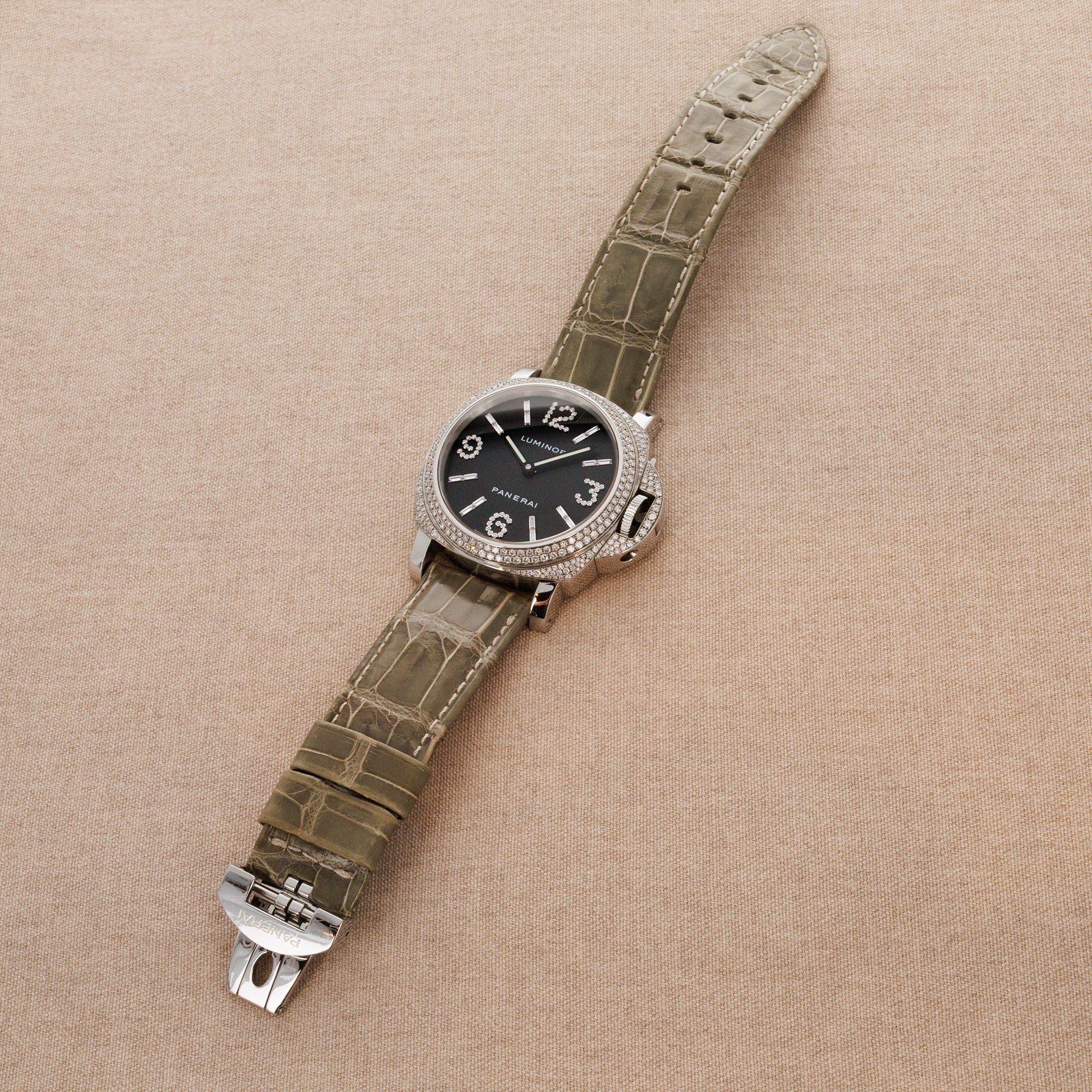 Panerai Steel Luminor Marina Ref. PAM148 with Factory Diamond Settings - Image 5