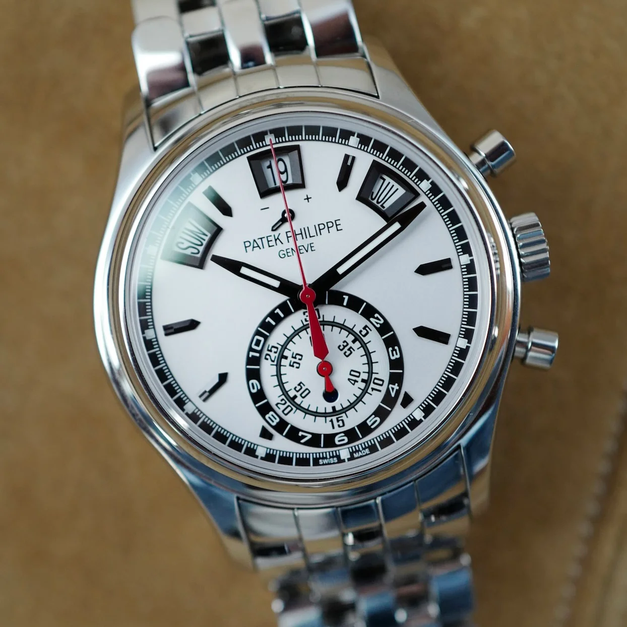 Patek Philippe Annual Calendar Chronograph Watch Ref. 5960 - Image 3