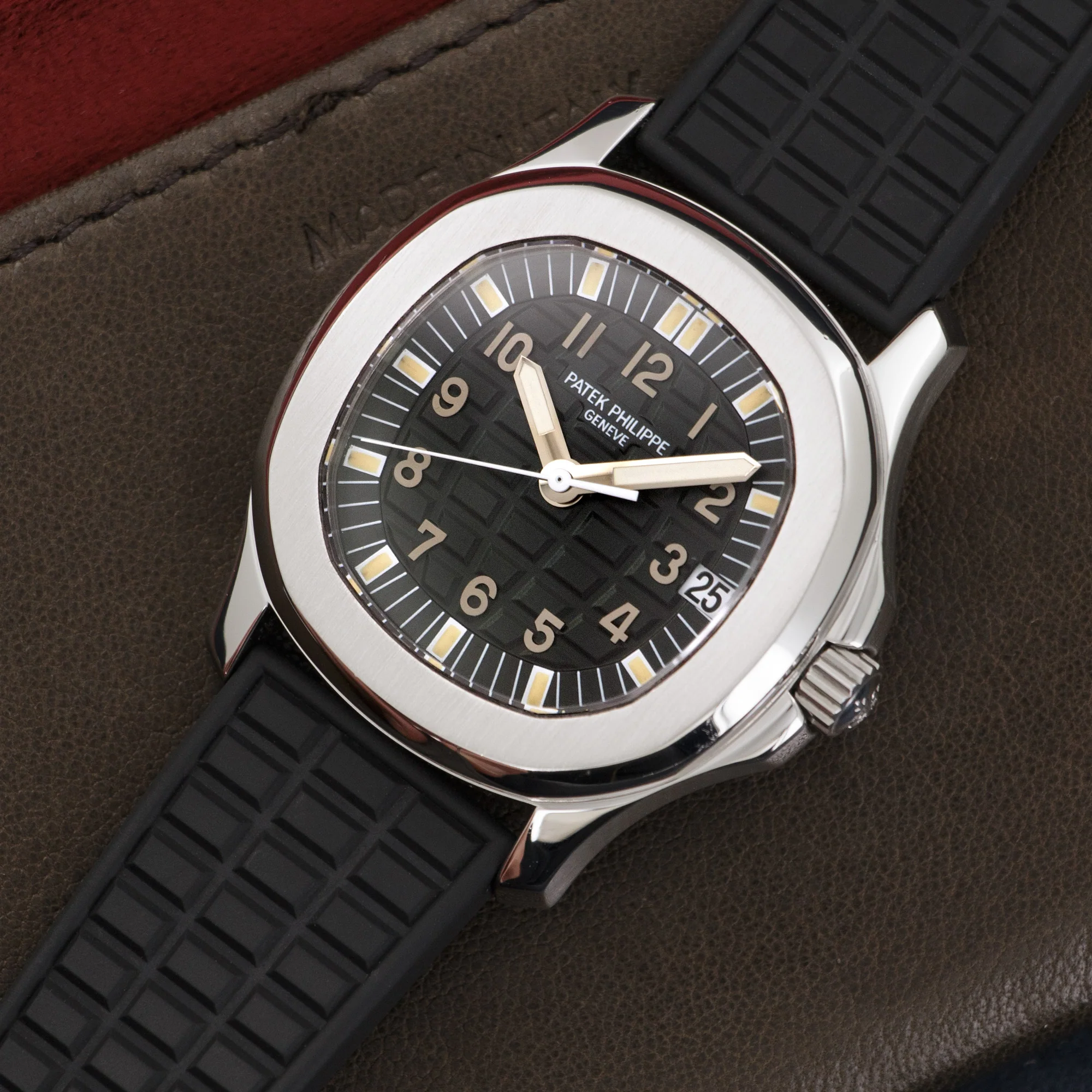 Patek Philippe Aquanaut Automatic Watch Ref. 5066 - Image 2
