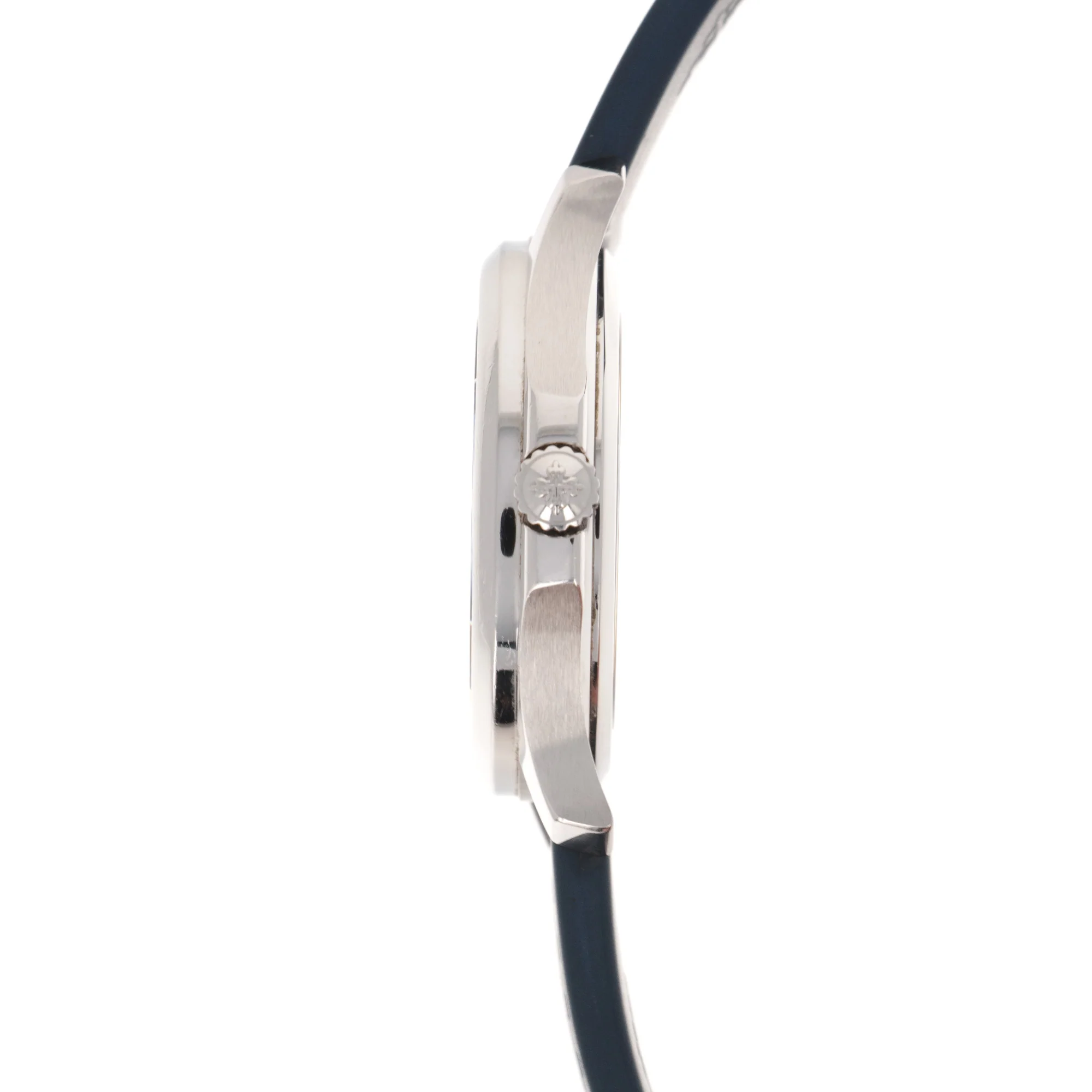 Patek Philippe Aquanaut Blue Dial Watch Ref. 5066, Made for the Japanese Market - Image 3