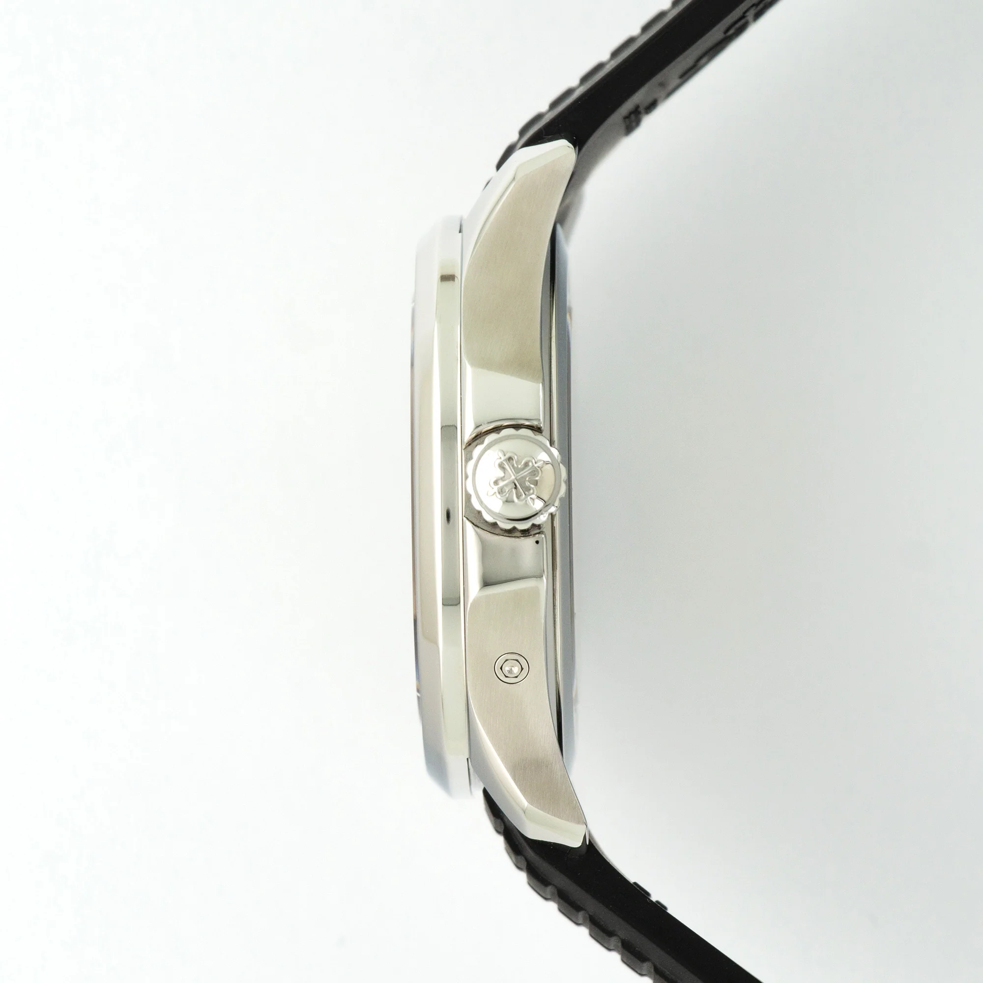 Patek Philippe Aquanaut Travel Time Watch Ref. 5164 - Image 3