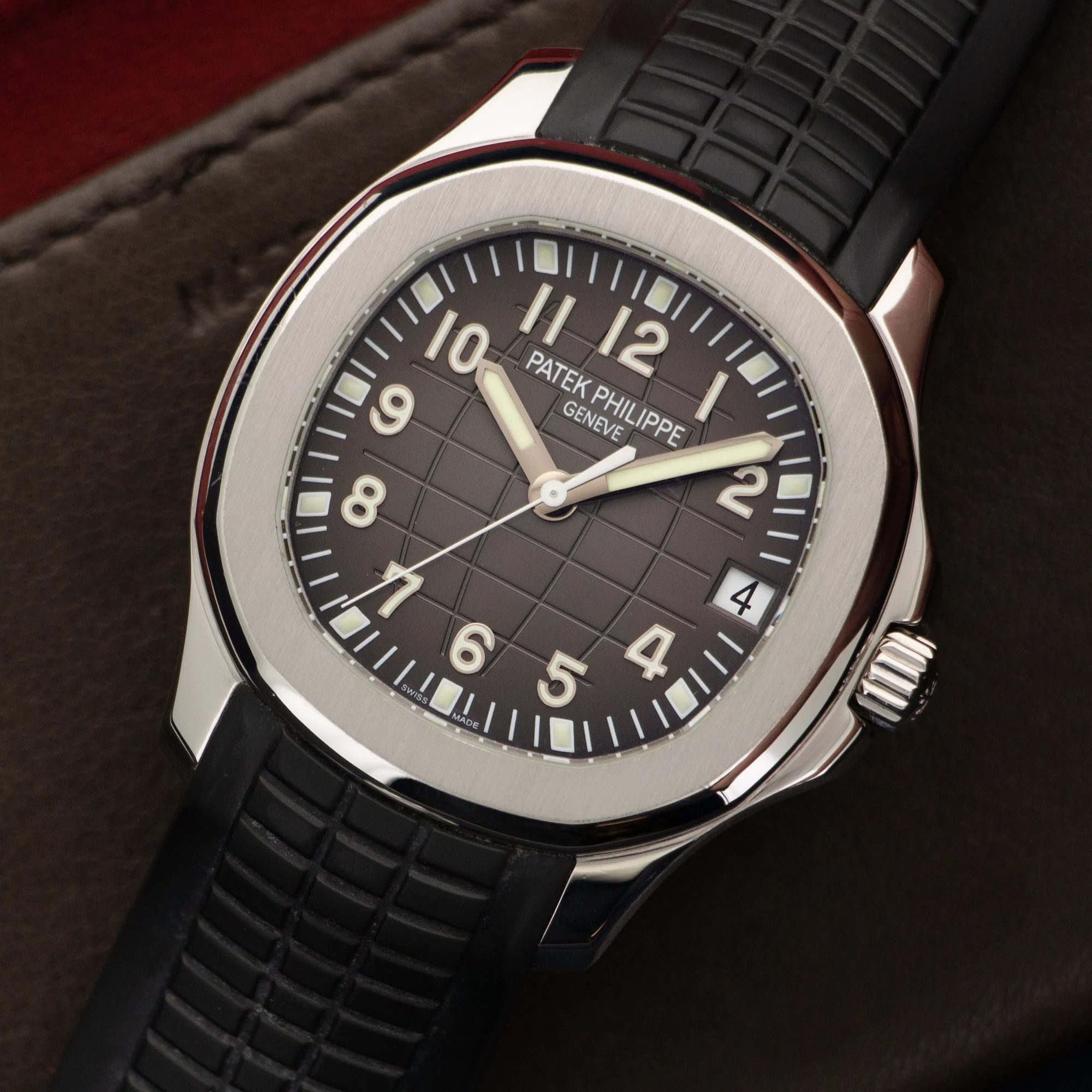 Patek Philippe Aquanaut Watch Ref. 5165 - Image 2