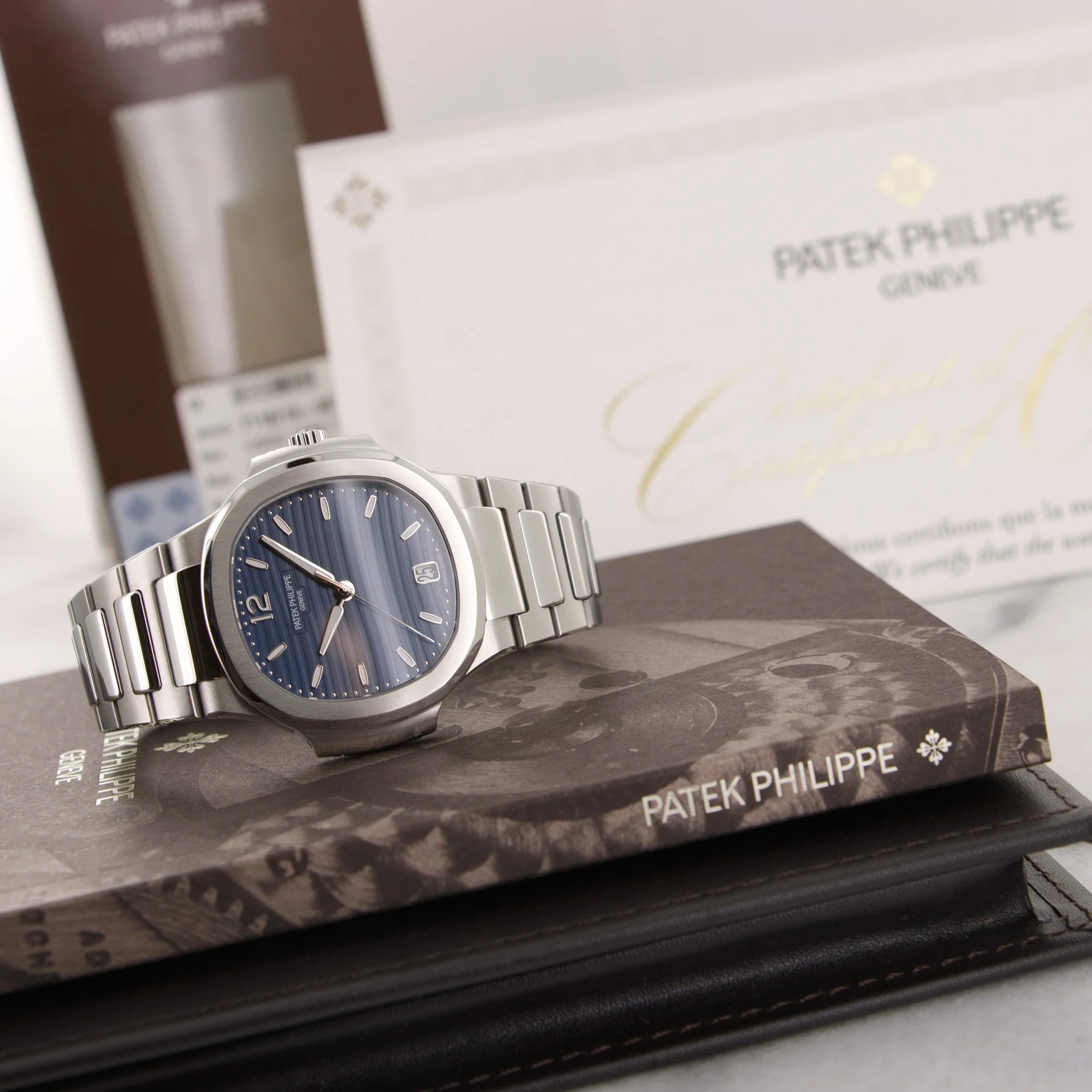 Patek Philippe Nautilus Blue Dial Watch Ref. 7118 - Image 5