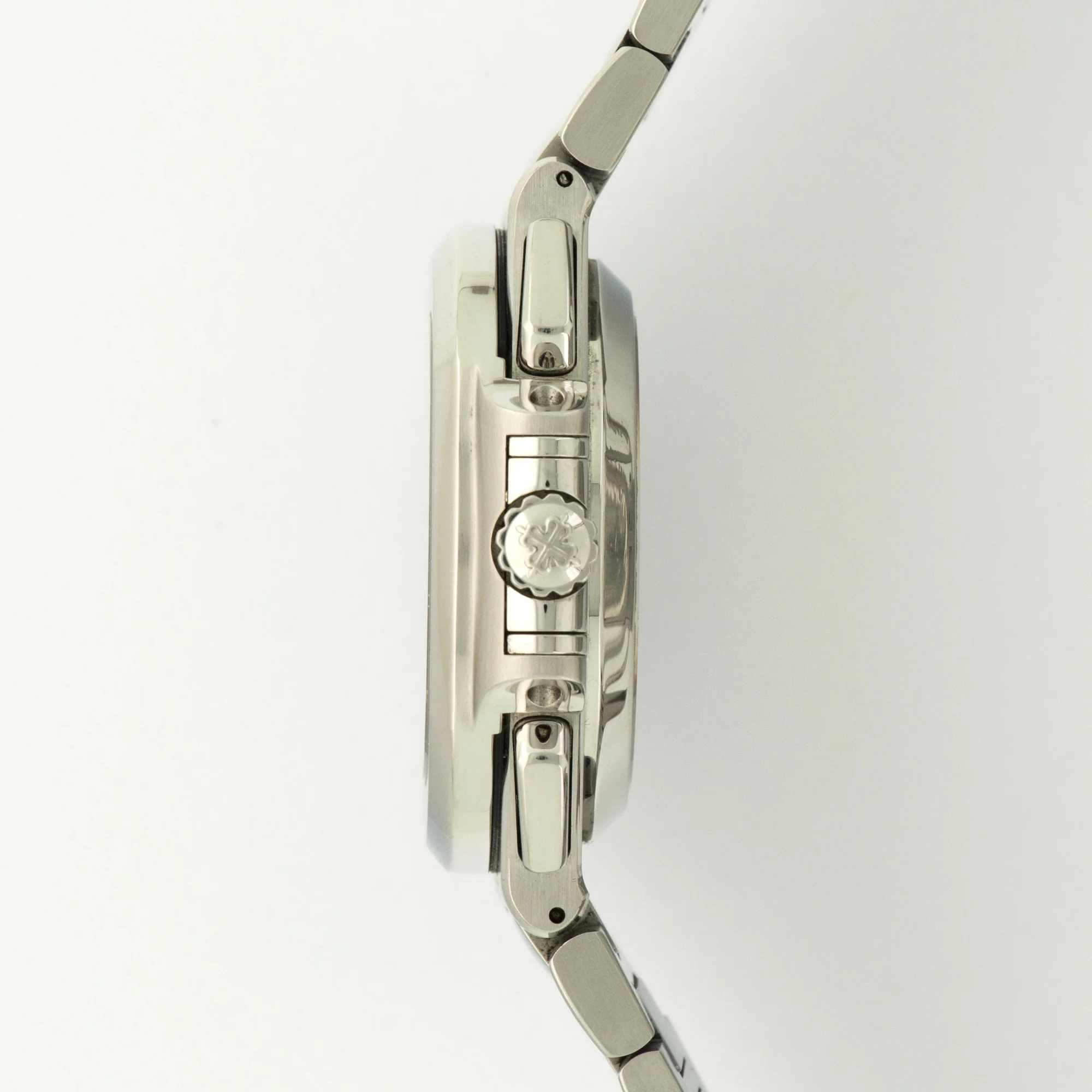 Patek Philippe Nautilus Chronograph Blue Watch Ref. 5980 - Image 3
