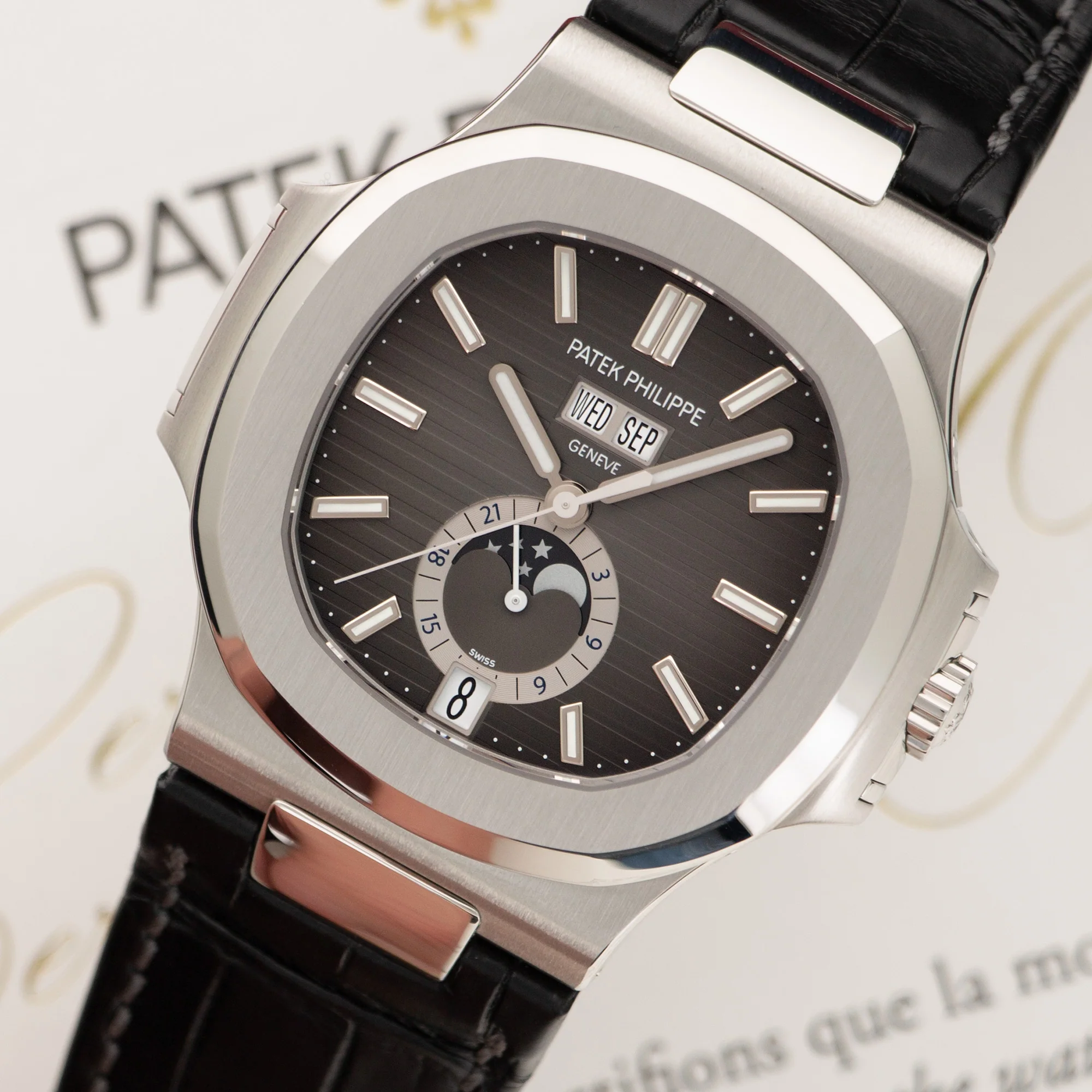 Patek Philippe Nautilus Moonphase Calendar Ref. 5726 - Image 2