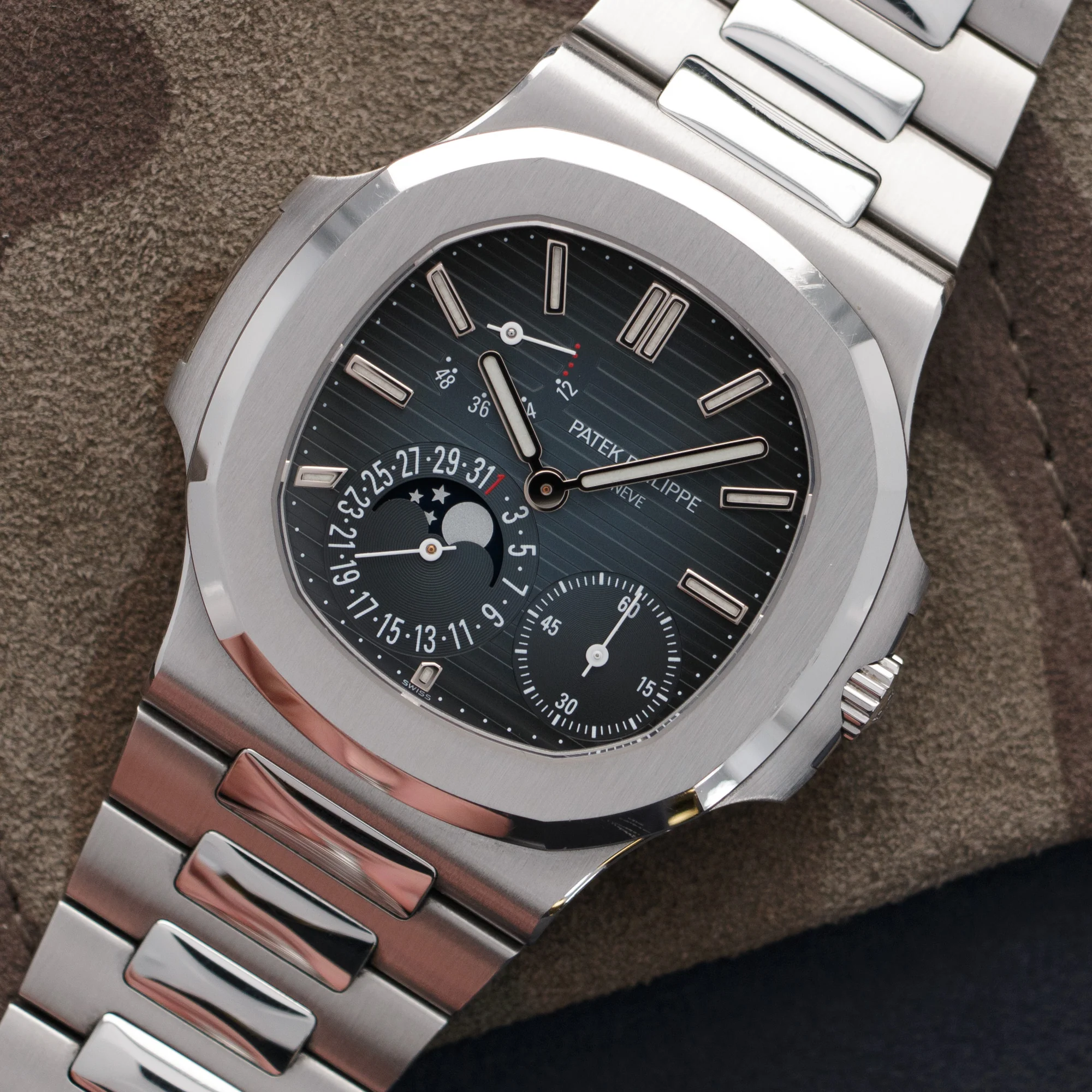 Patek Philippe Nautilus Moonphase Watch Ref. 5712 - Image 2