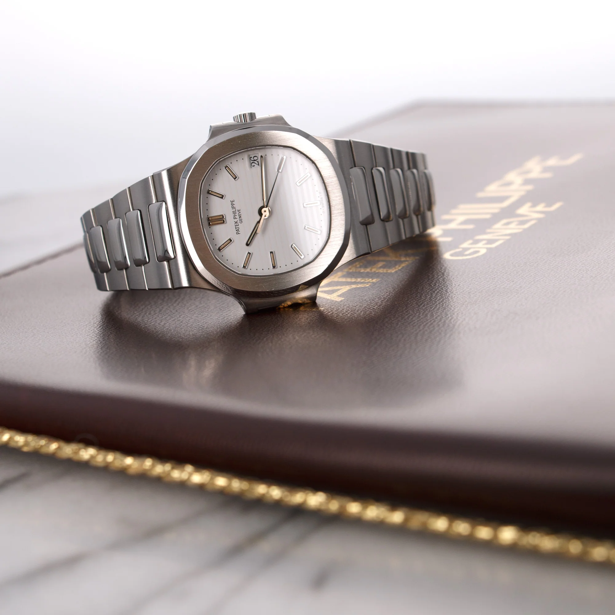 Patek Philippe Nautilus Watch Ref. 3800, with Original Box and Papers - Image 6