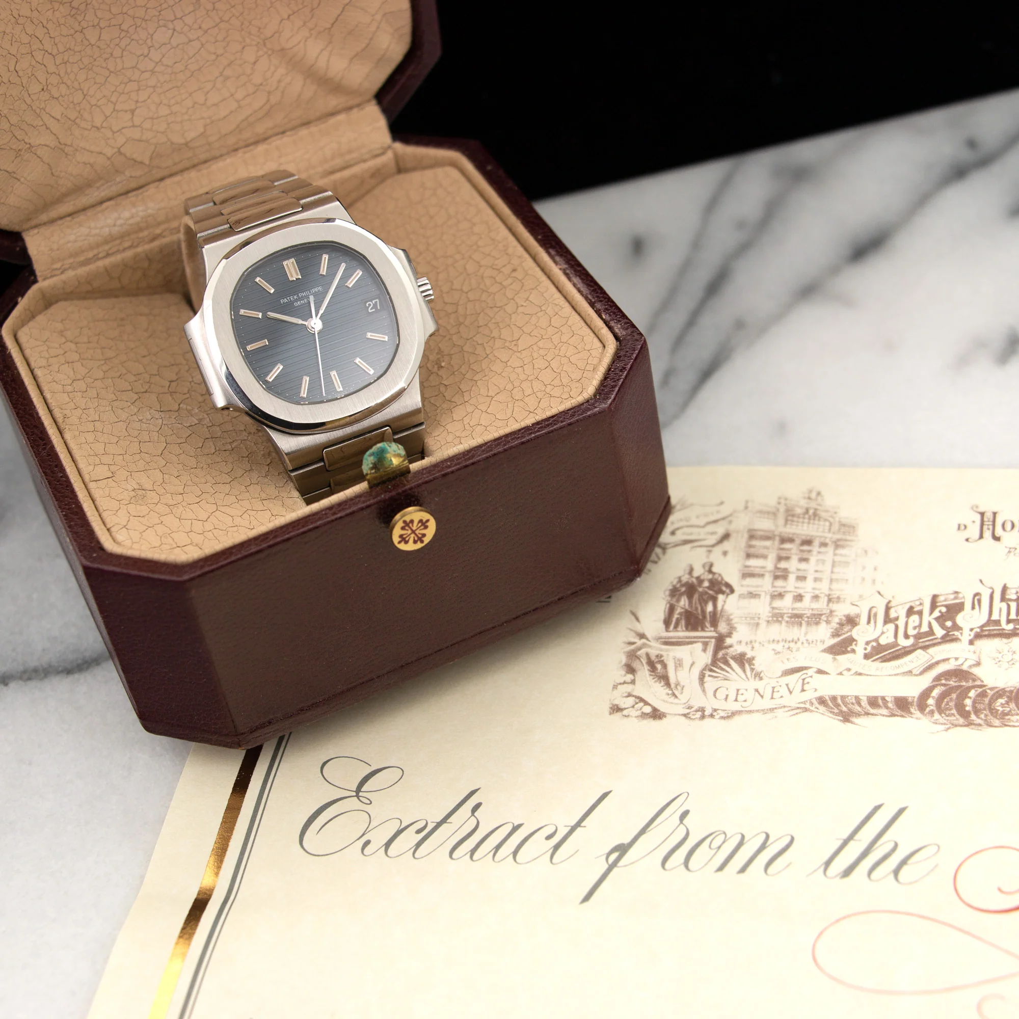 Patek Philippe Nautilus Watch Ref. 3800 - Image 6