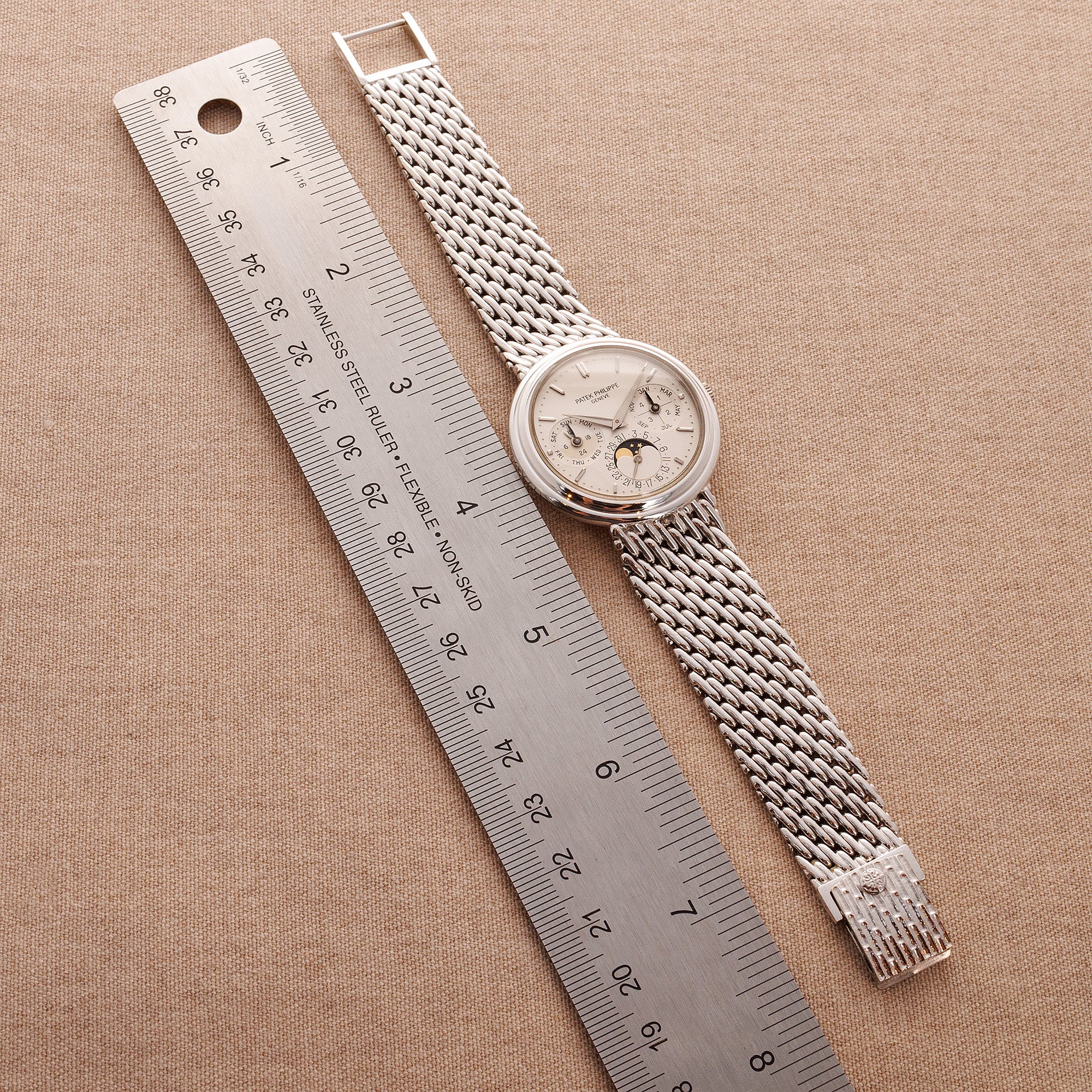 Patek Philippe Perpetual Calendar Watch Ref. 3945 - Image 9