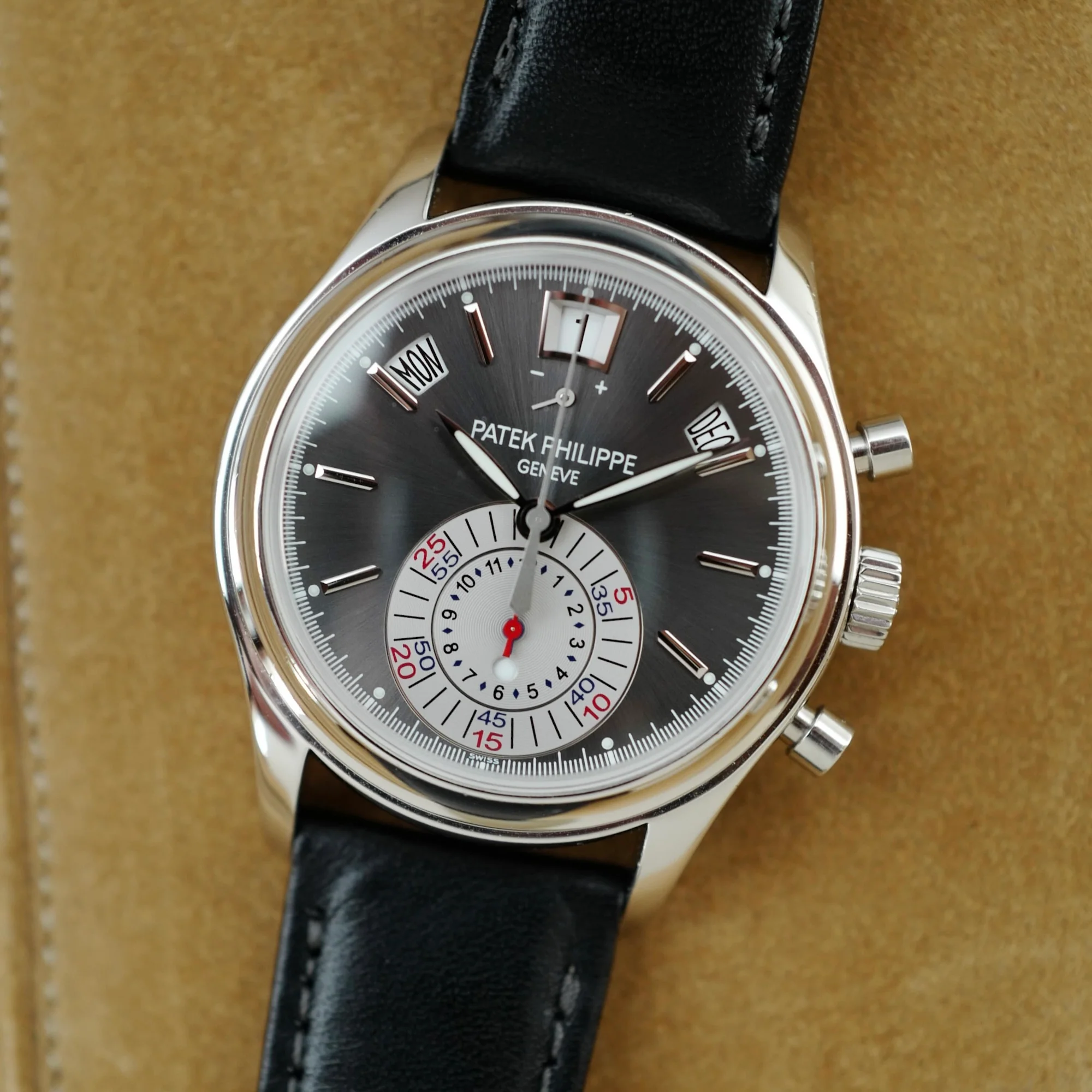 Patek Philippe Platinum Annual Calendar Chronograph Ref. 5960 with Original Box and Papers - Image 4